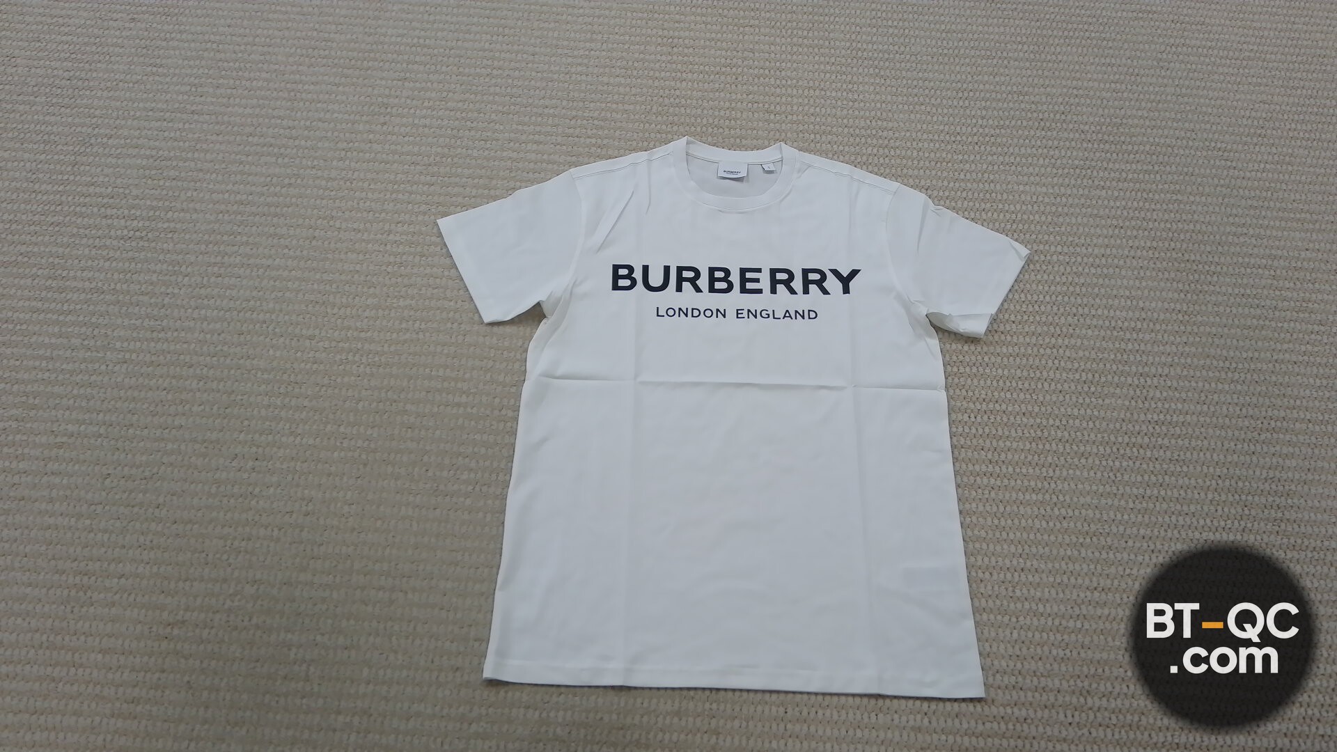 Burberry London England T-Shirt White QC