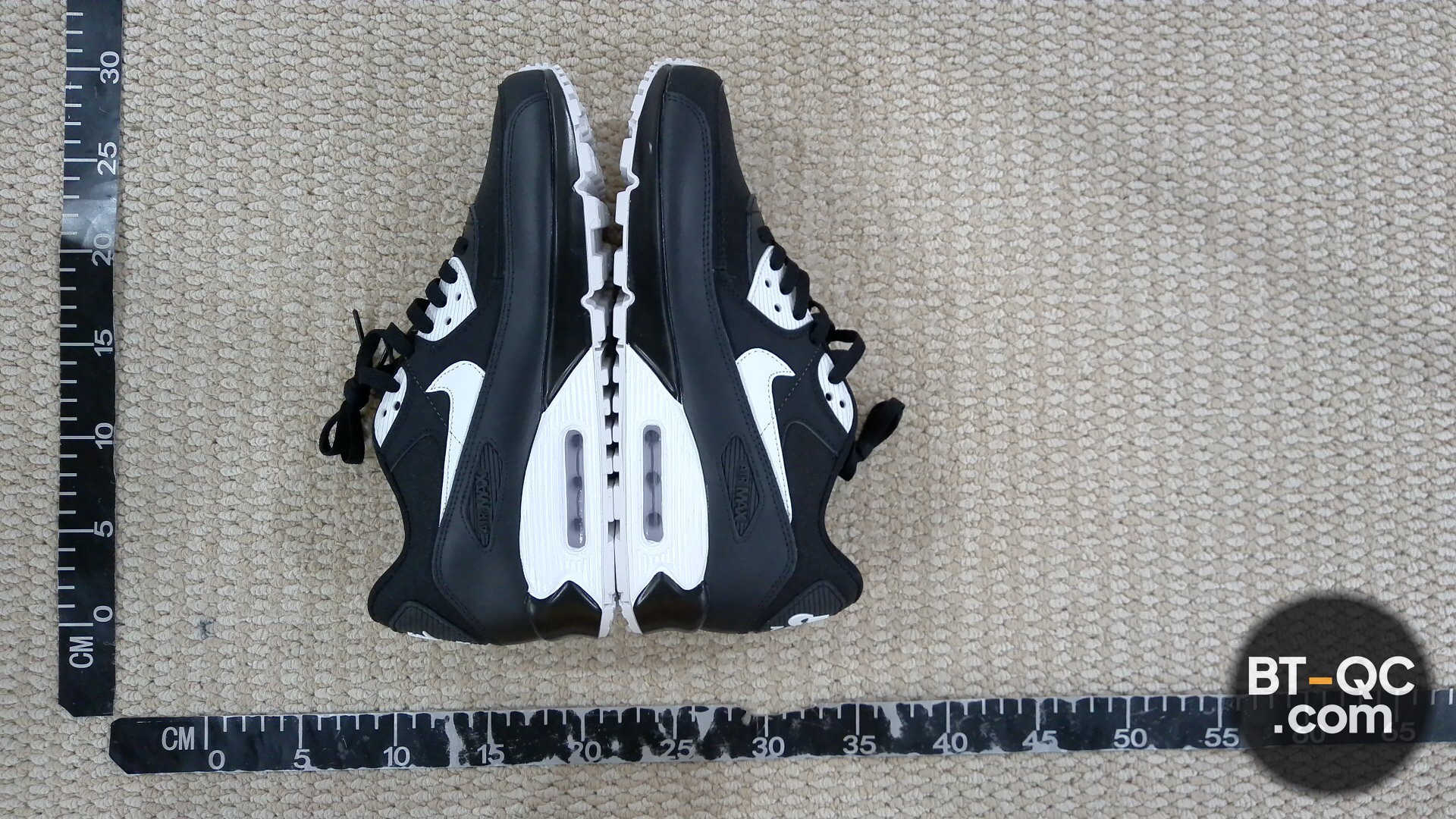 Nike Sneakers QC