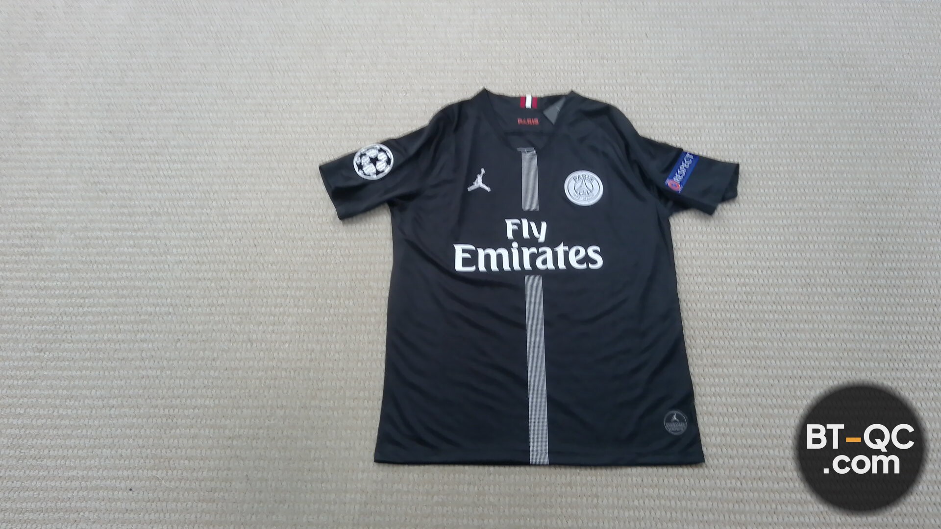 Nike Shirts QC