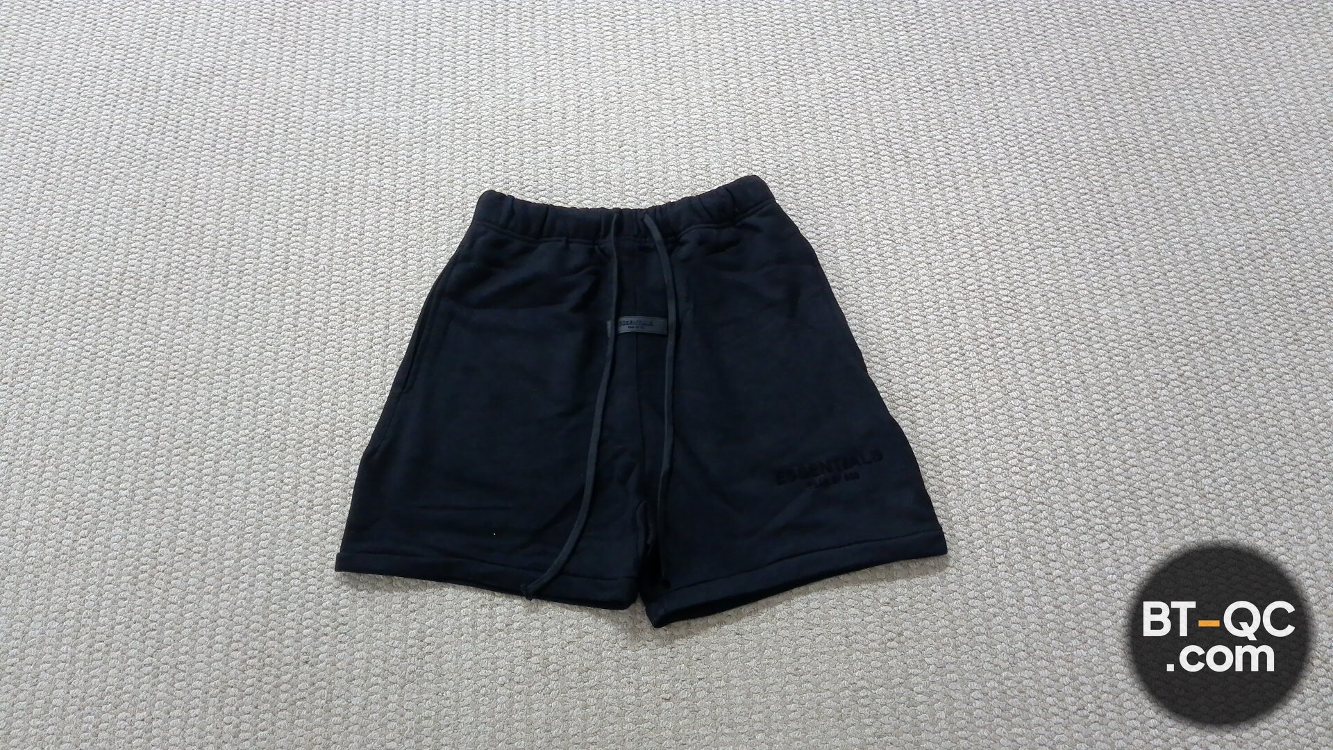 Essentials Shorts QC