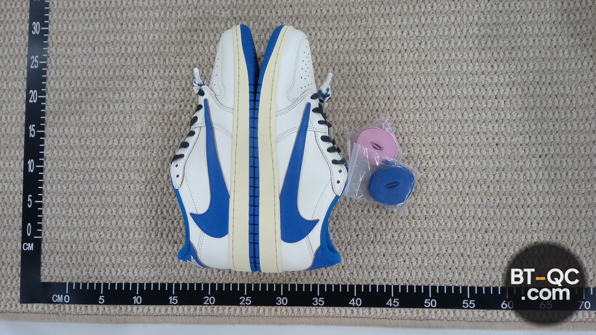 Nike Sneakers QC