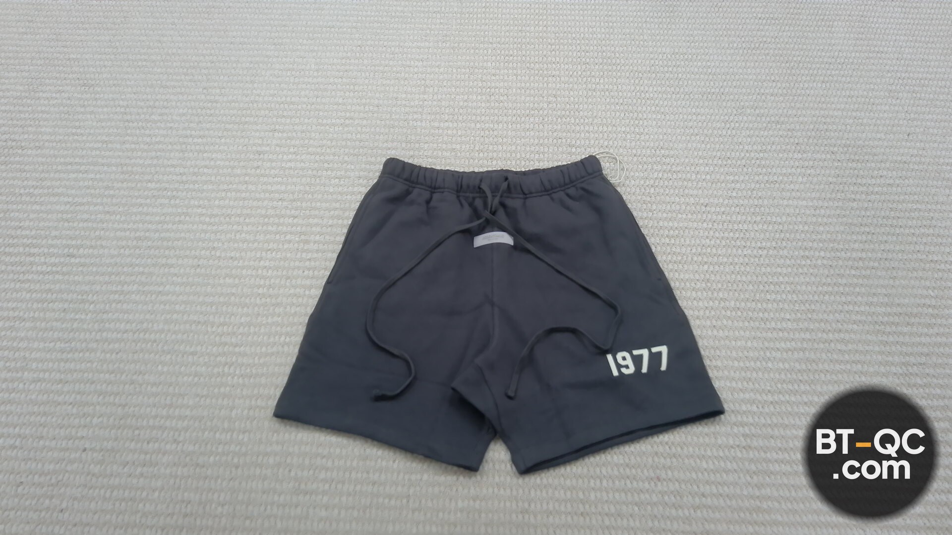 Essentials Shorts QC