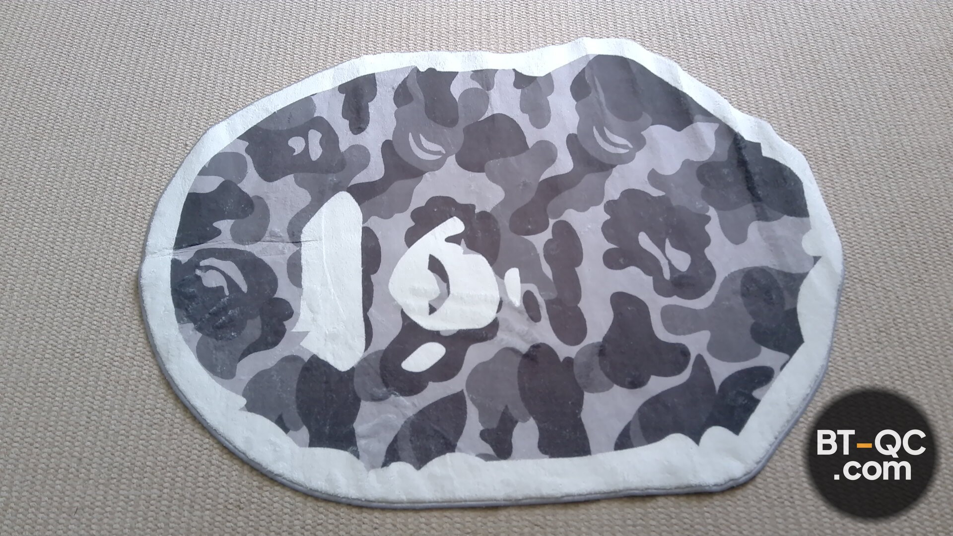 Fashionable Brand Camouflage Ape Thick Velvet Carpet Living Room Bedroom Bedside Home Decoration Study Chair Cushion Non-Slip Washable QC