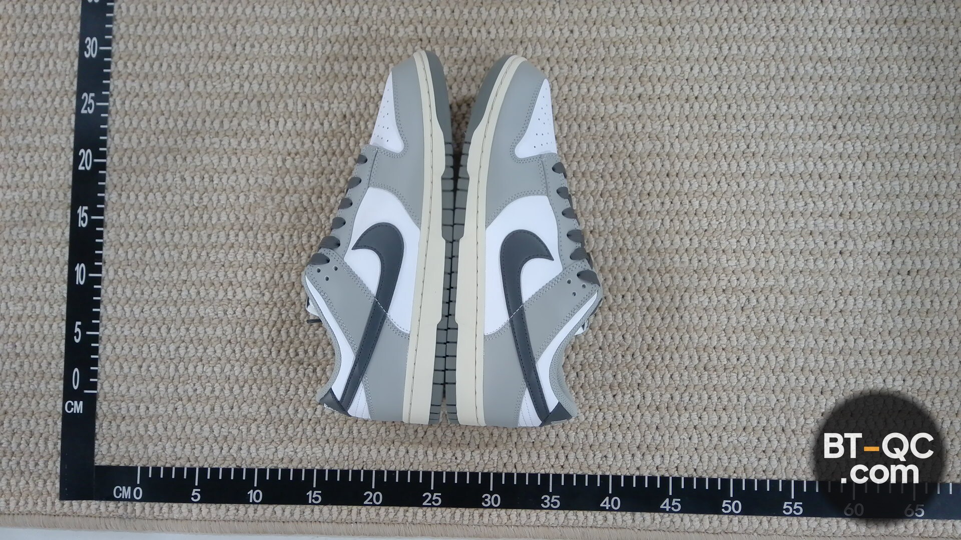 Nike Sneakers QC