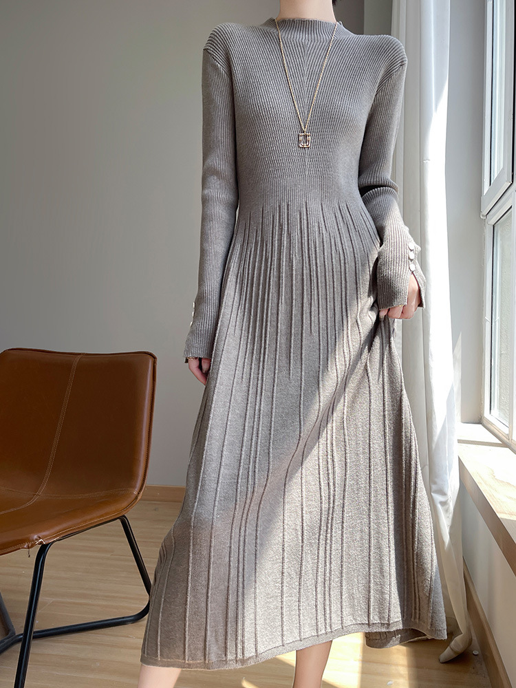Dress Women's Autumn and Winter Knitted Dress Women's Pleated Skirt with Coat Bottoming Knitted Skirt over the Knee Long Skirt Women