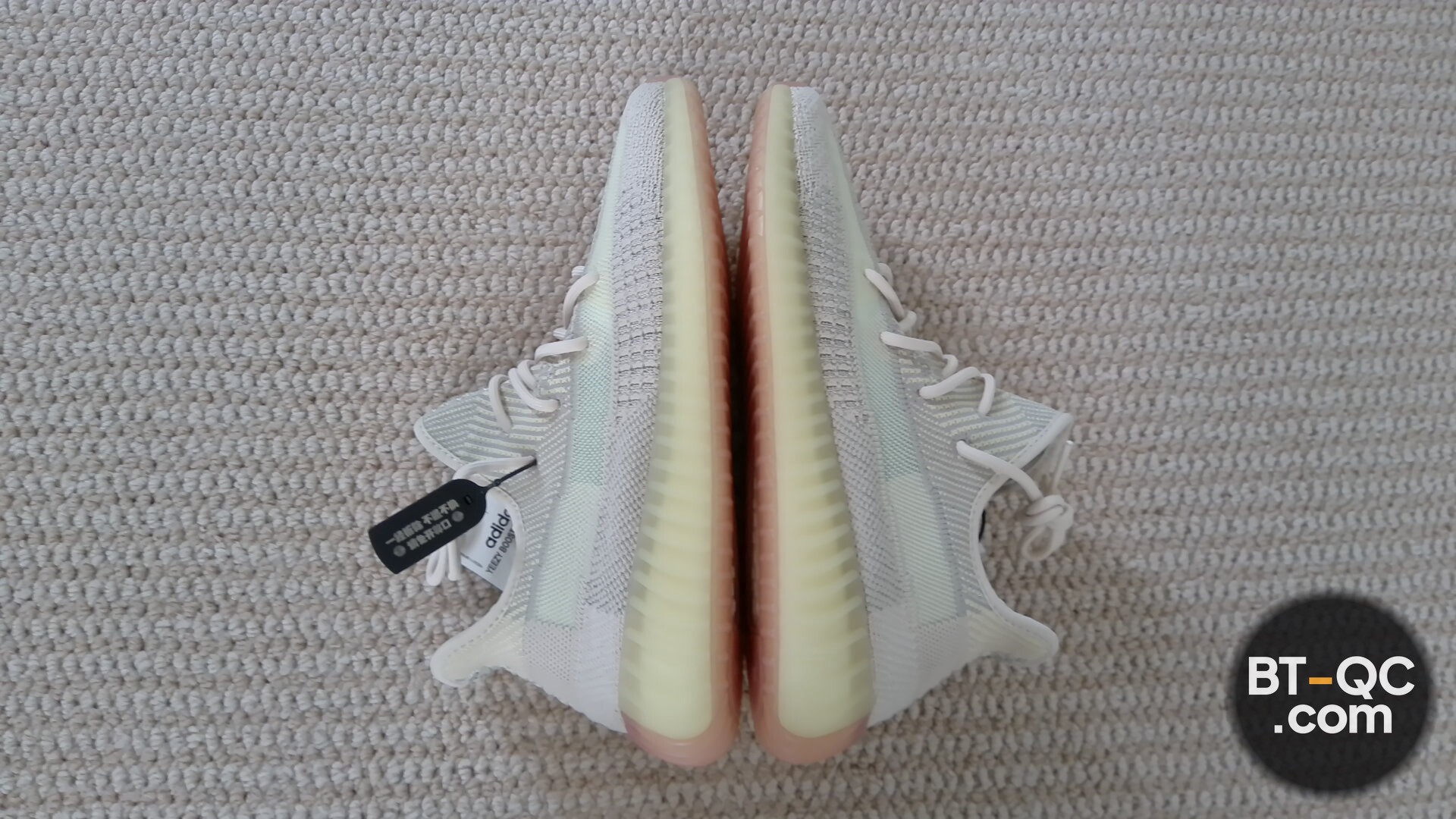 Yeezy Sneakers QC