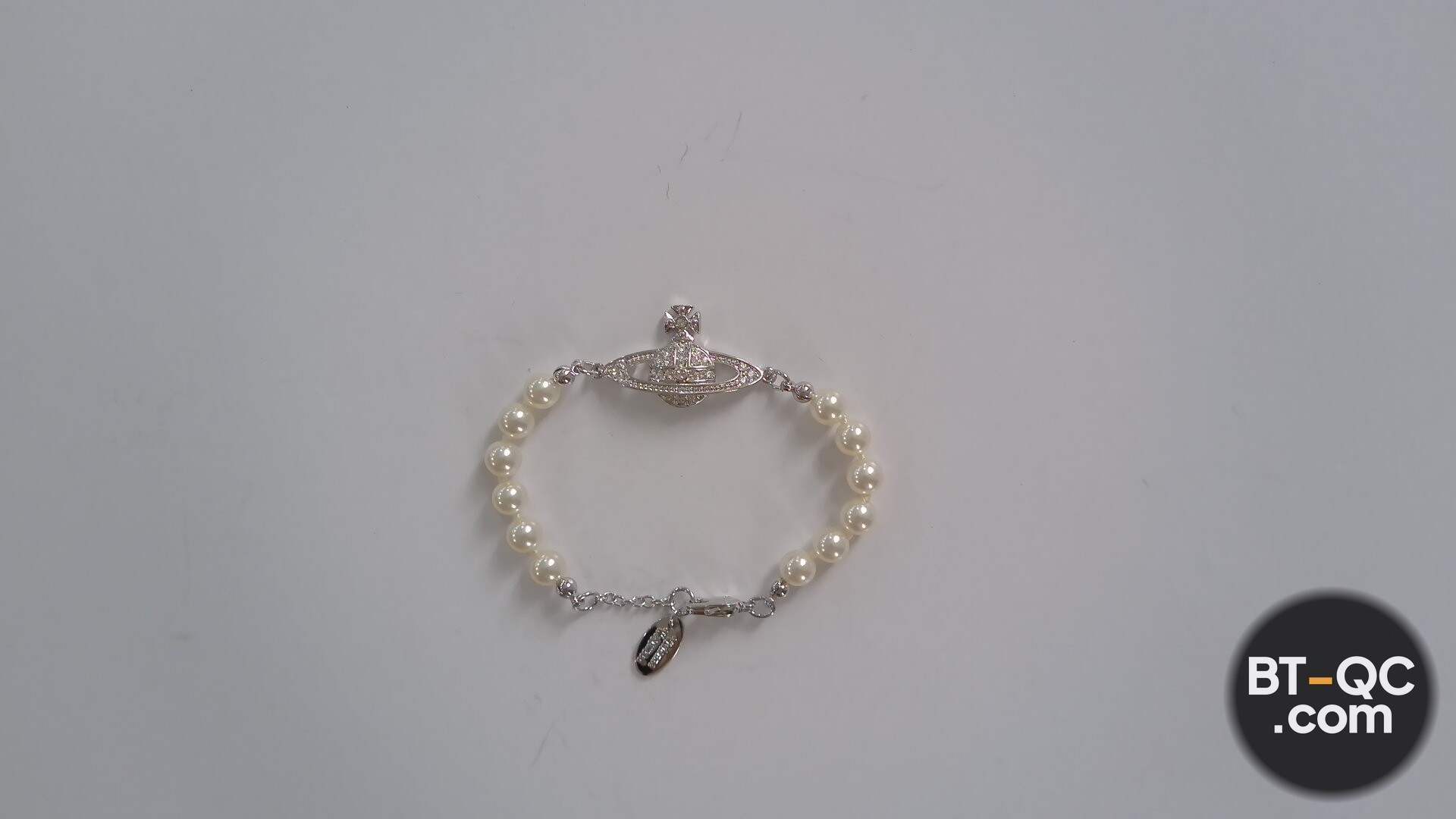 Vienne Westwood Accessories QC