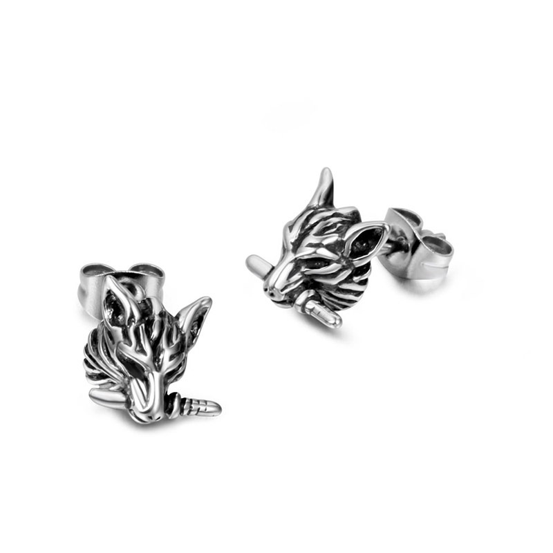 Trendy personality domineering wolf head titanium steel earrings men and women retro pop punk earrings street earrings CF103