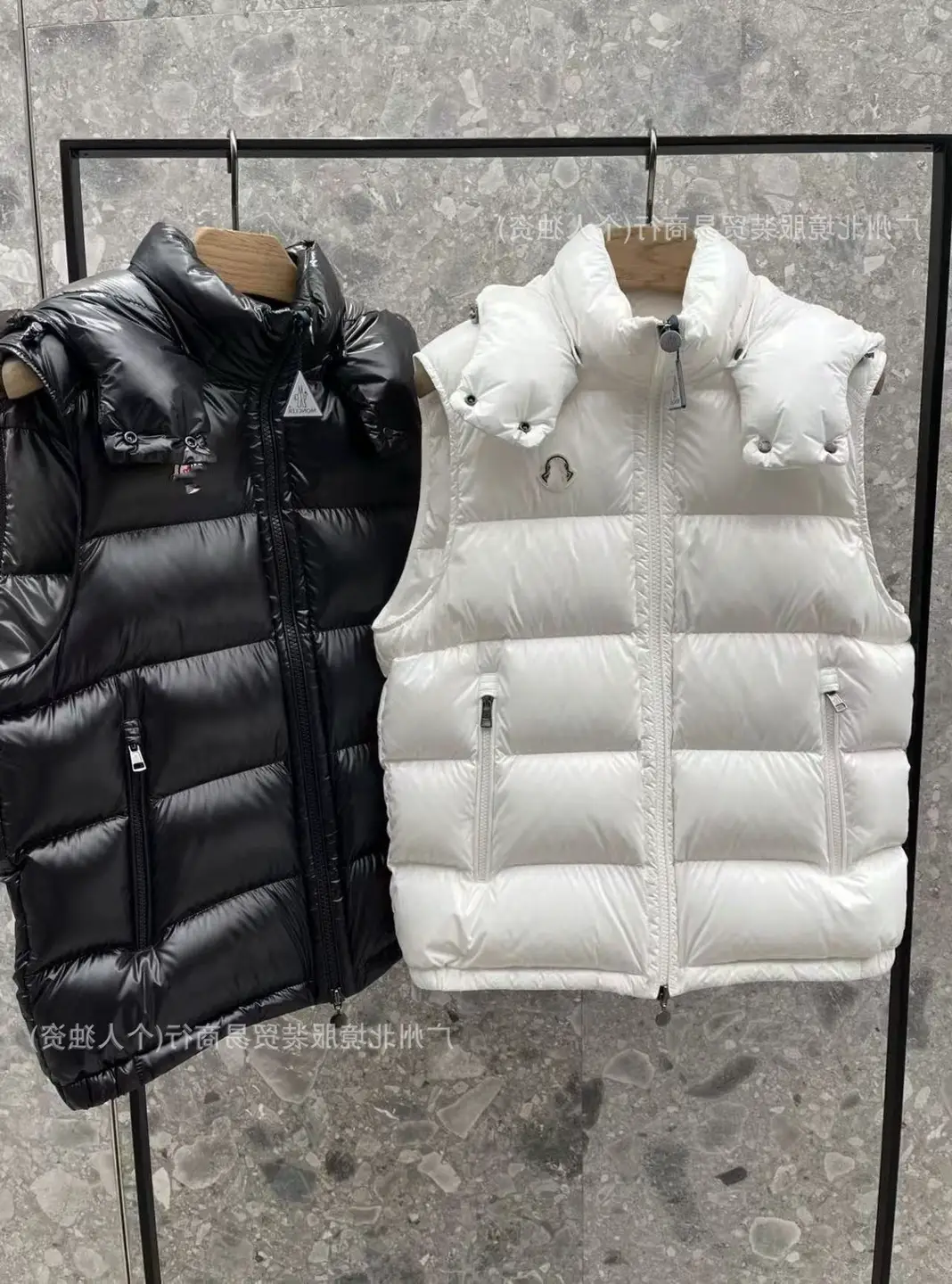 蒙家同款彩条棉服跨境坎肩棉衣连帽马甲同款男女情侣亮面背心棉服