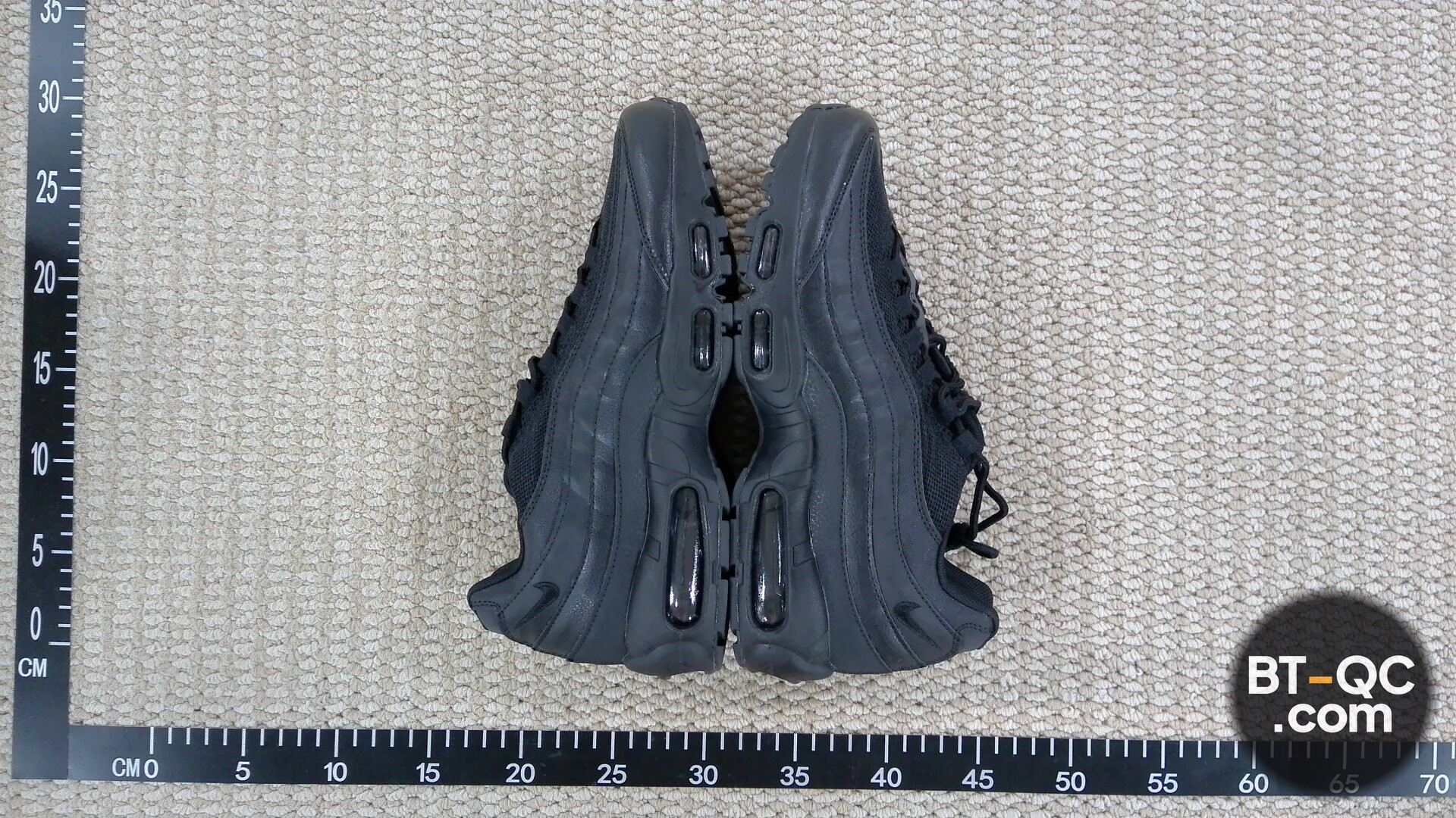 Nike Sneakers QC