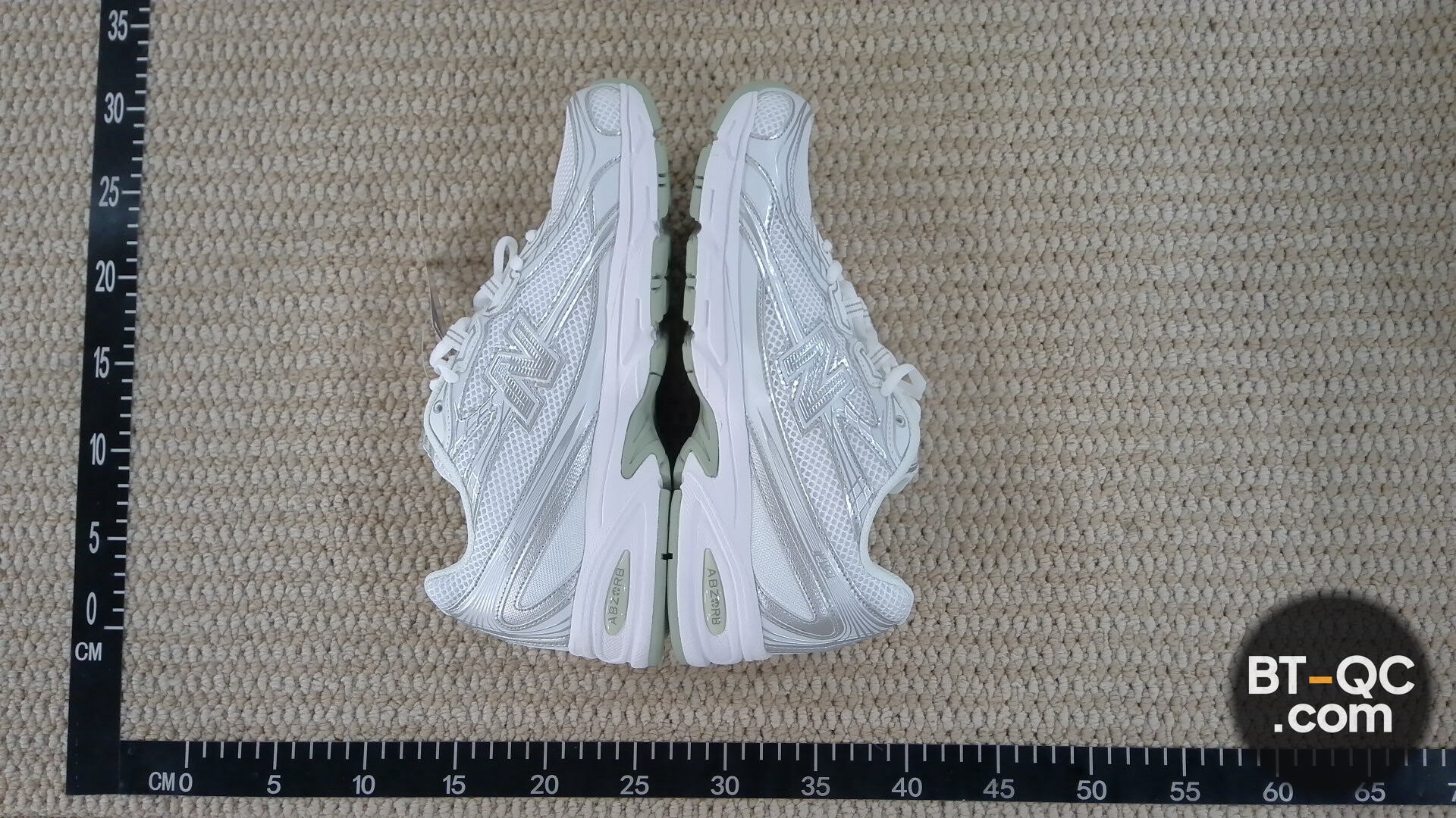 New Balance U740WM2 Sneakers QC