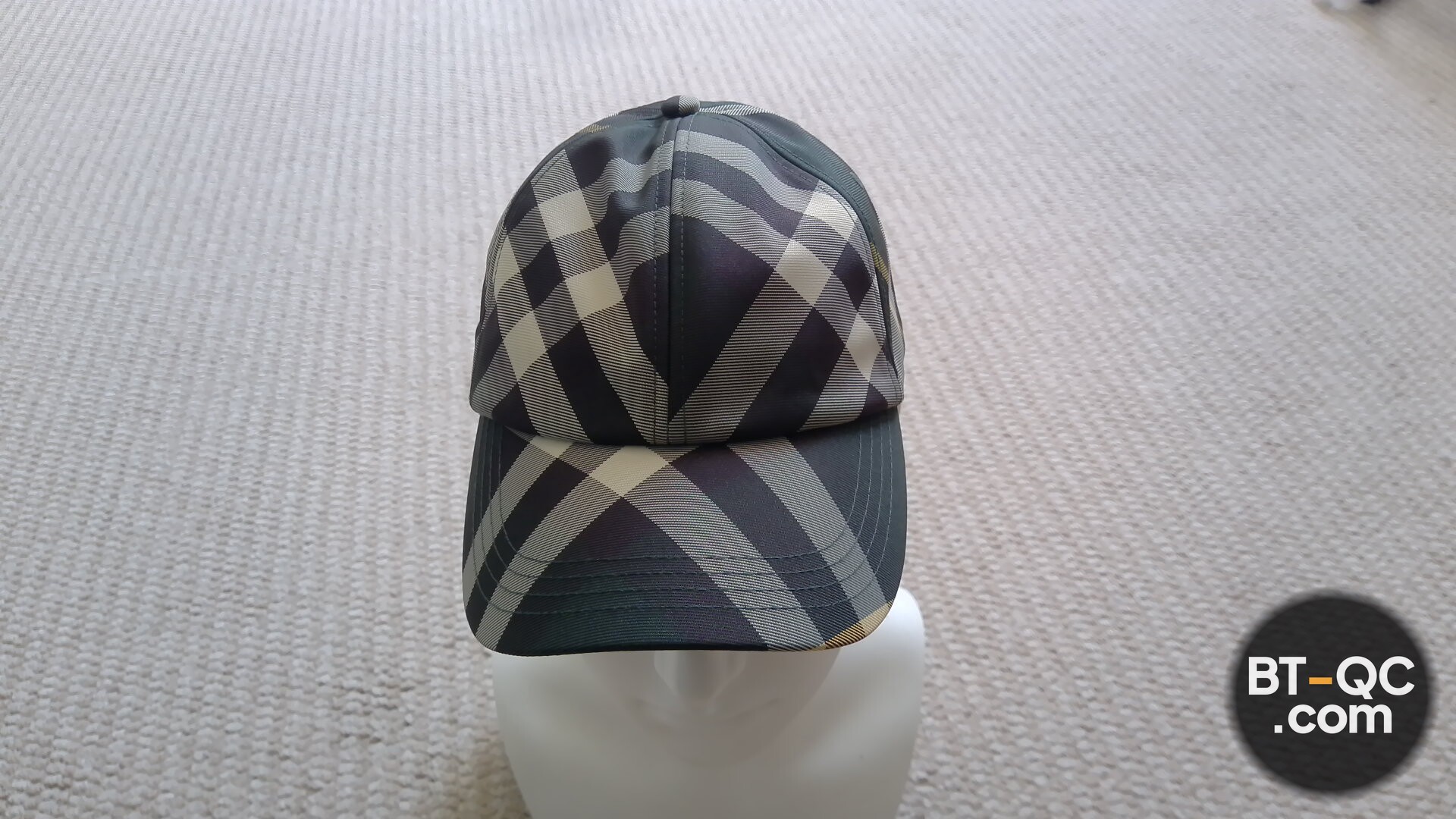 Burberry Headwear QC