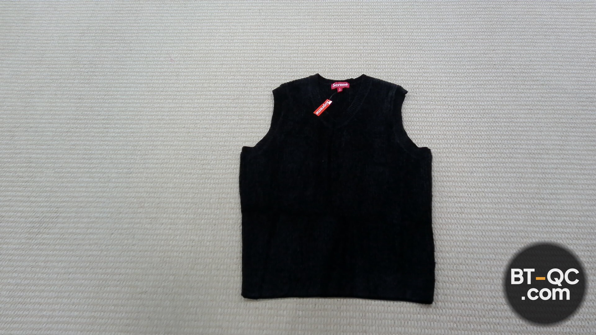 Supreme Tanktops QC
