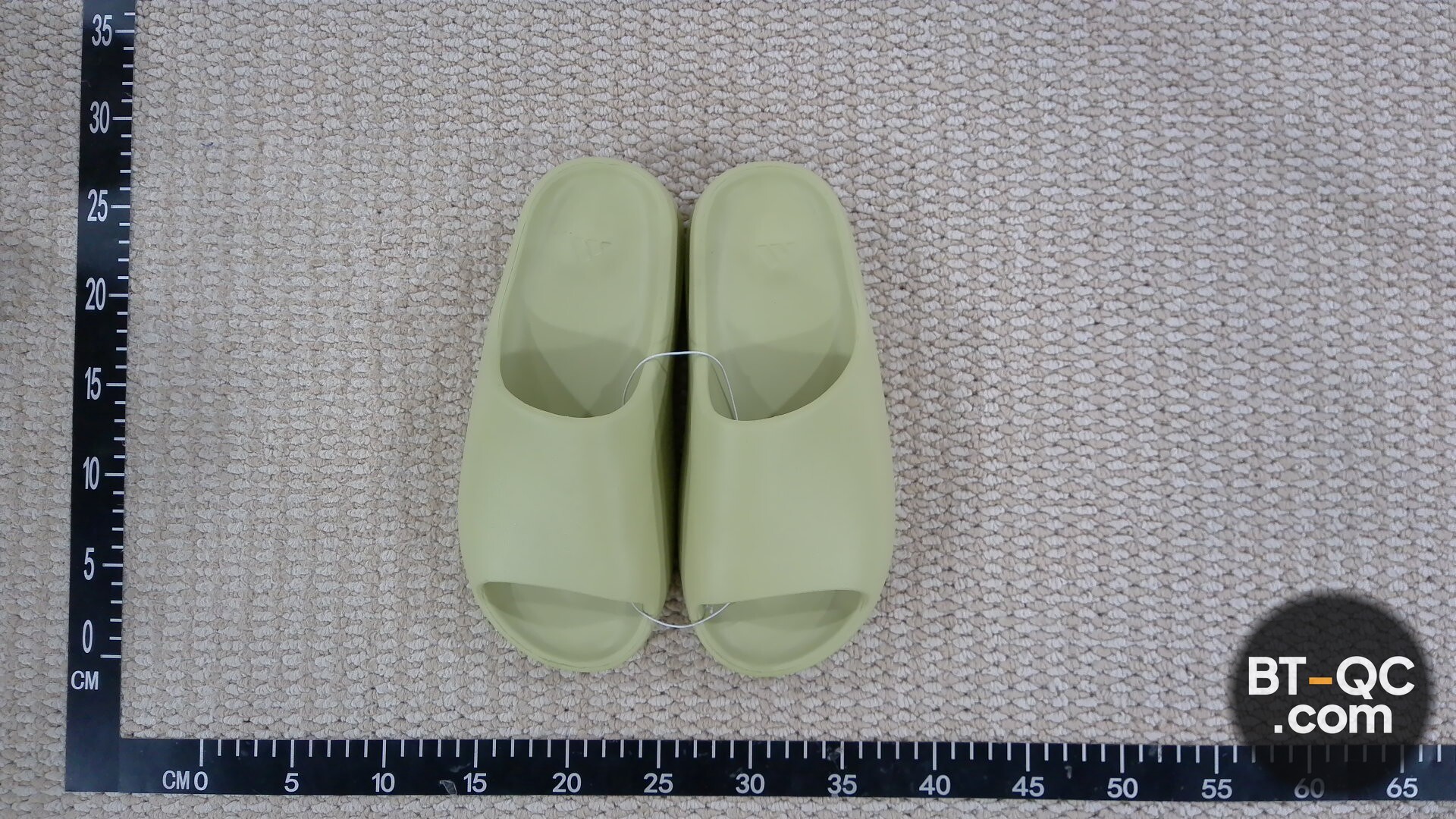 Yeezy Slide QC