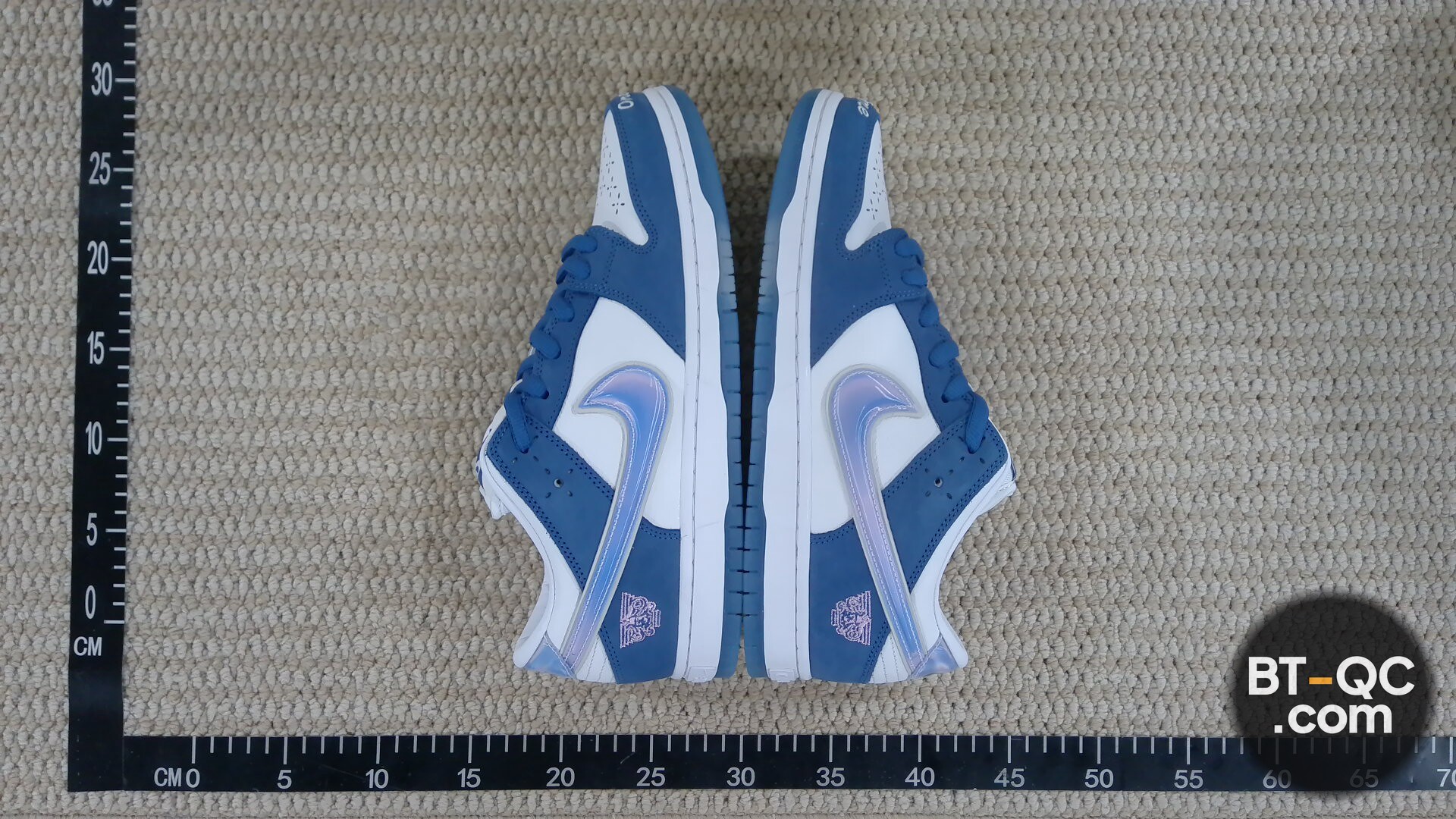 Nike Sneakers QC