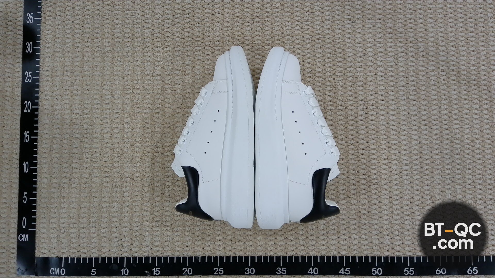 Alexander McQueen Oversized Sneaker White Black QC