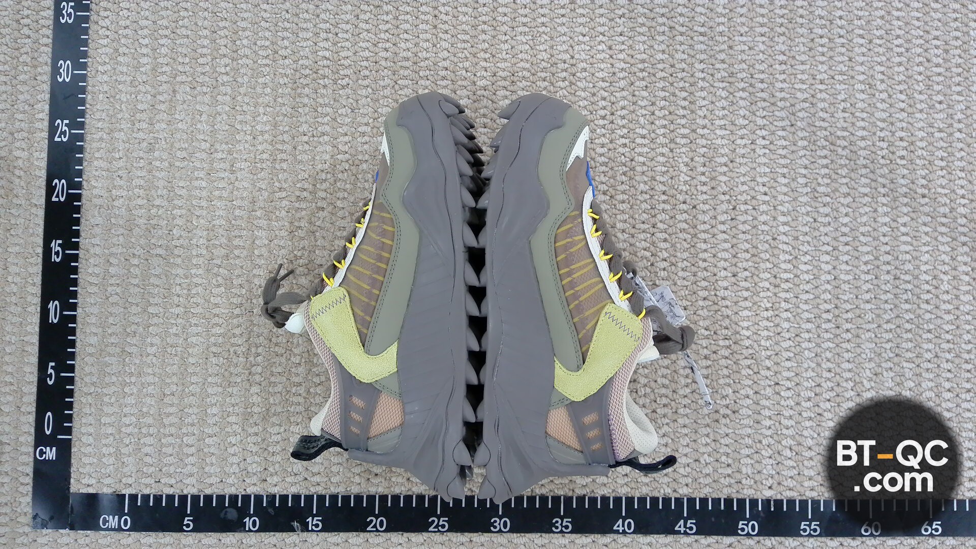 Off-White Sneakers QC