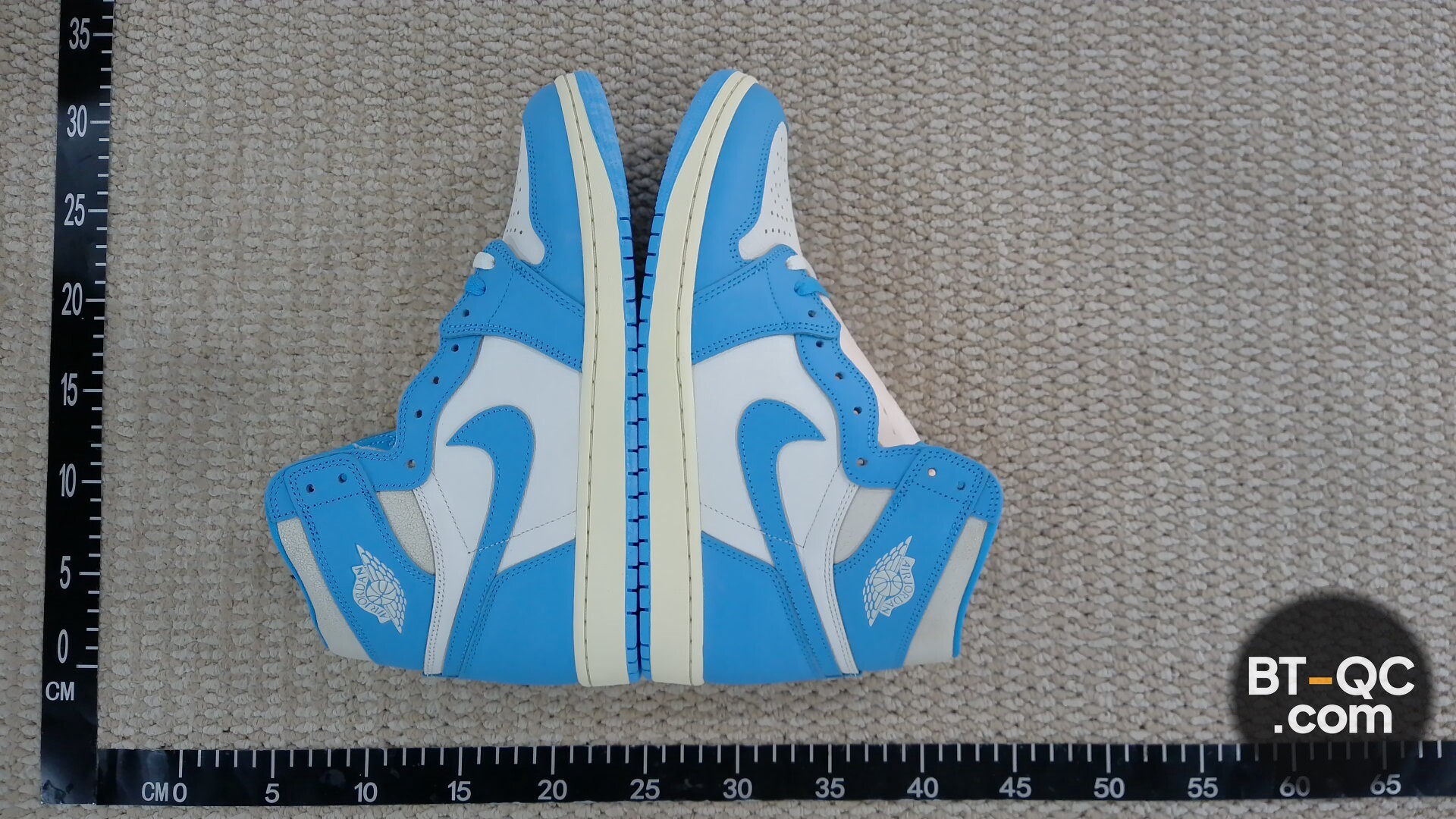 Nike Sneakers QC