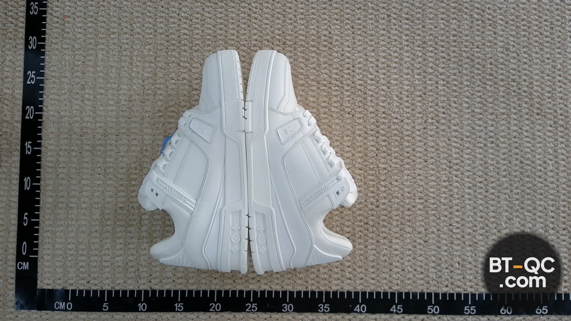 Louis Vuitton VL 0159 White Sneakers QC