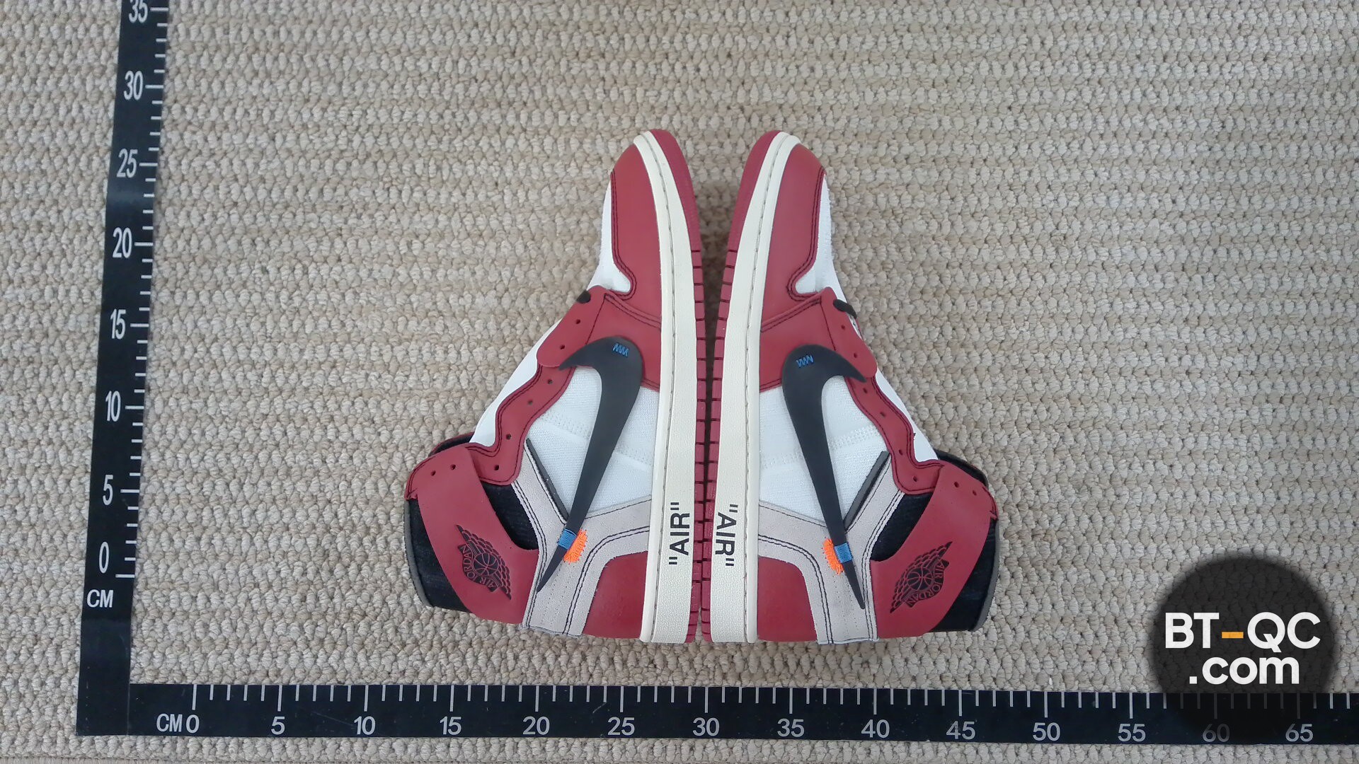 Nike Air Jordan 1 High Chicago QC