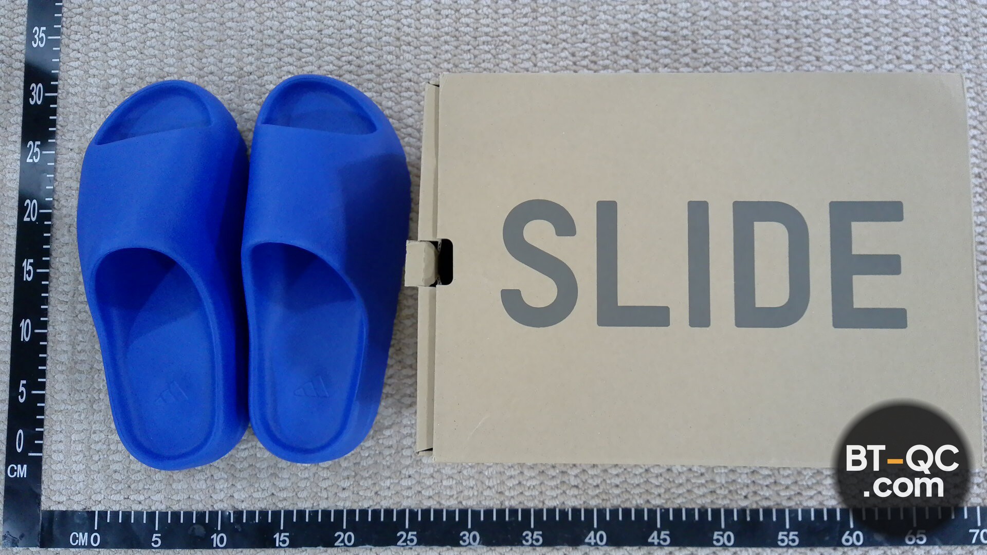 Yeezy Slide Blue QC