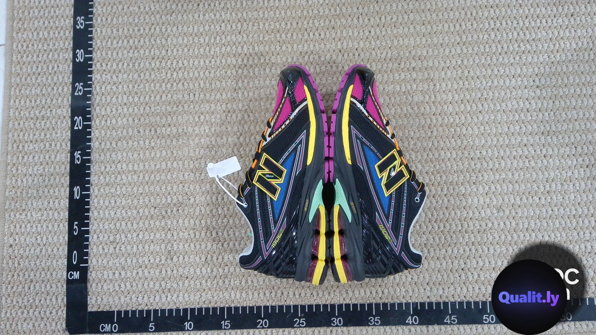 New Balance M1906RCP Sneakers QC