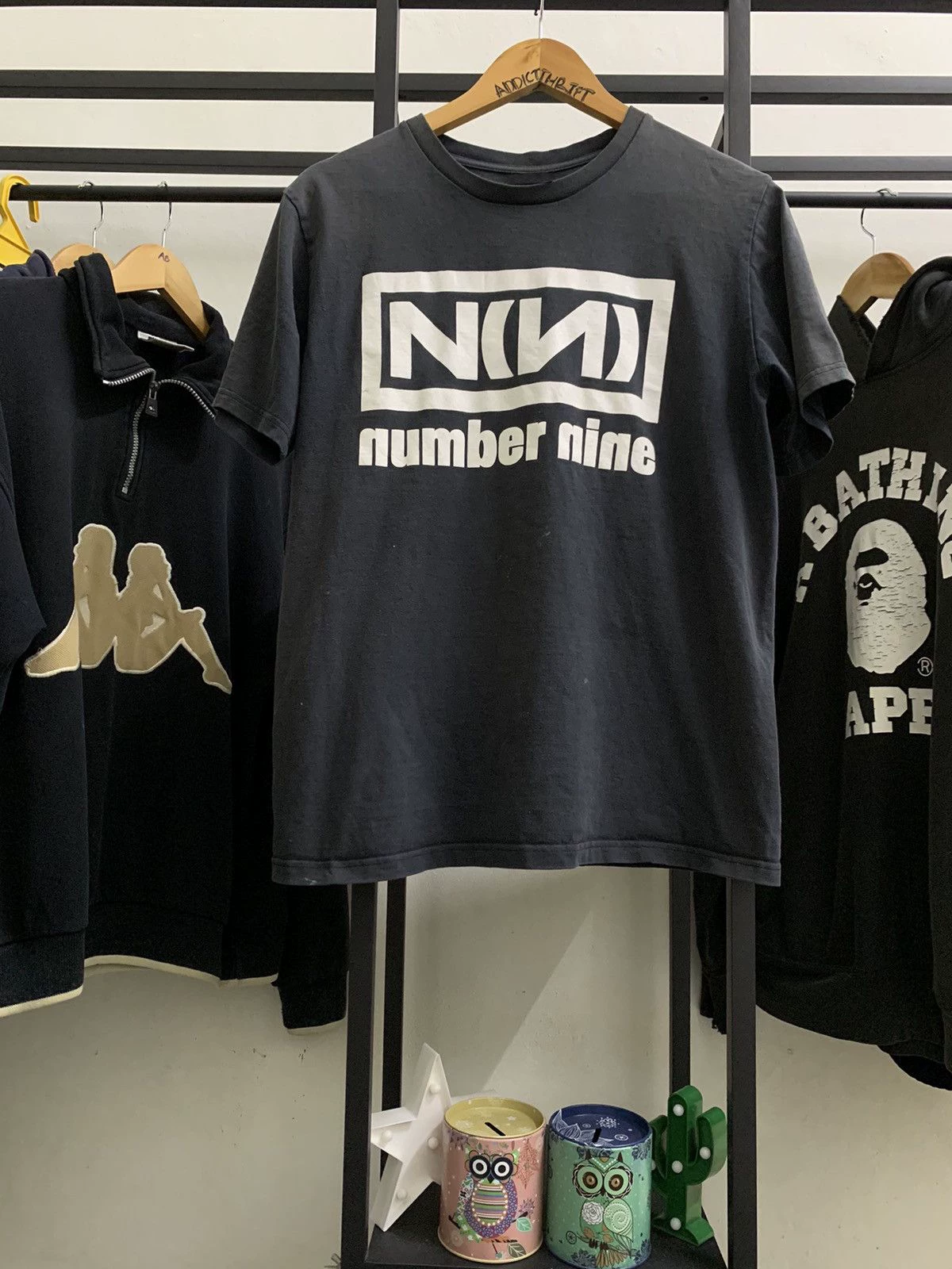 Number Nine Archive Nn Slogan Simple Vintage Loose T-Shirt Short Sleeve ins Same Style Foto QC da TAOBAO su Qualit.ly