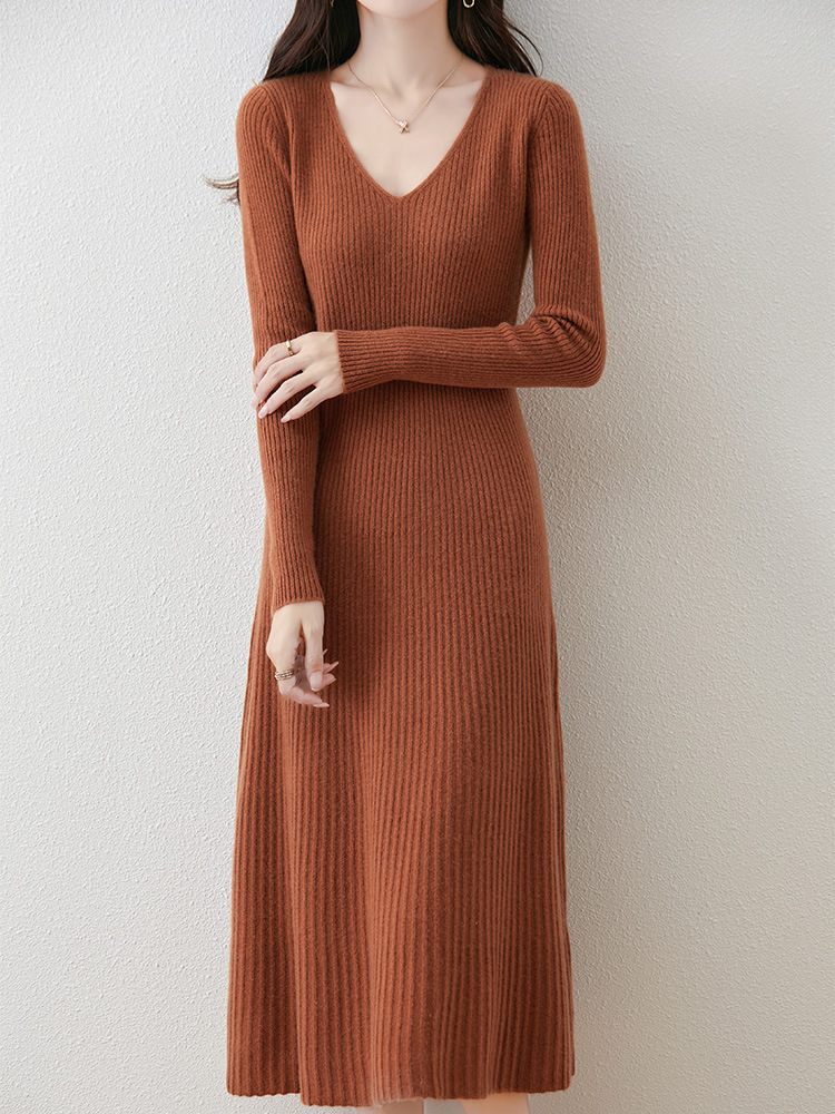Autumn and Winter Pure Wool dress Women's V-Neck Long-Sleeved Over-the-Knee Long Dress High-Waist Slimming Cashmere Sweater Over-the-Knee A- Line Dress