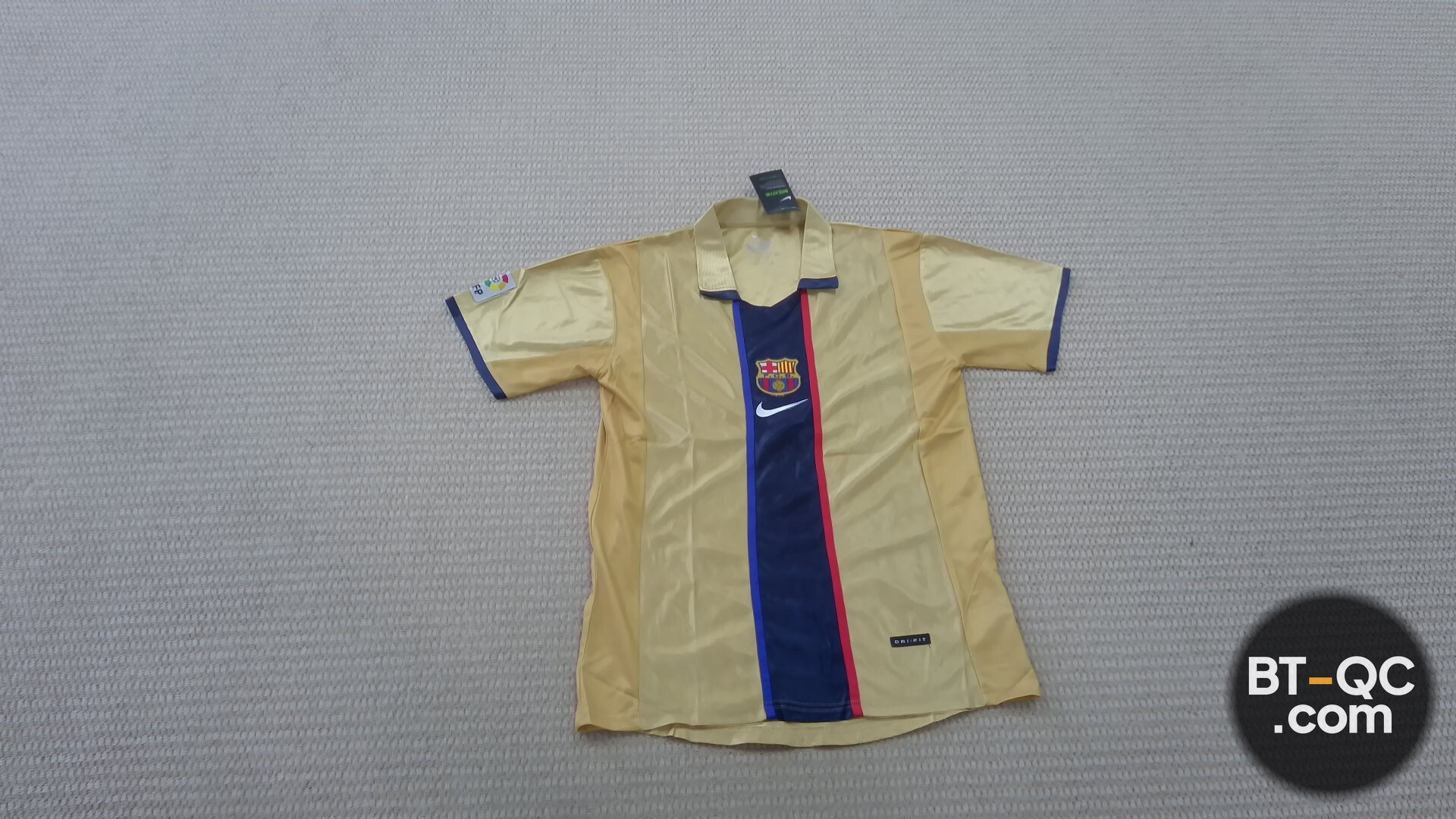 Nike Shirts QC