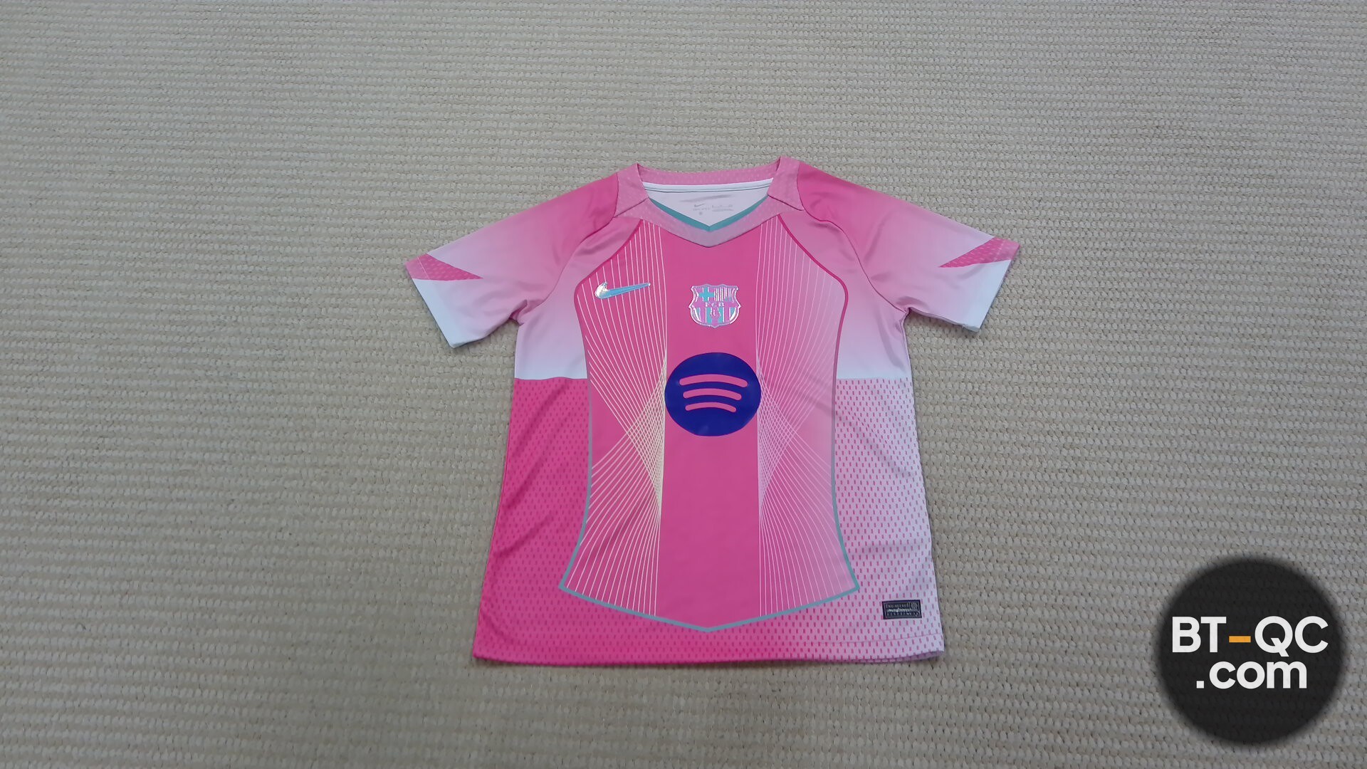 Nike Shirts QC