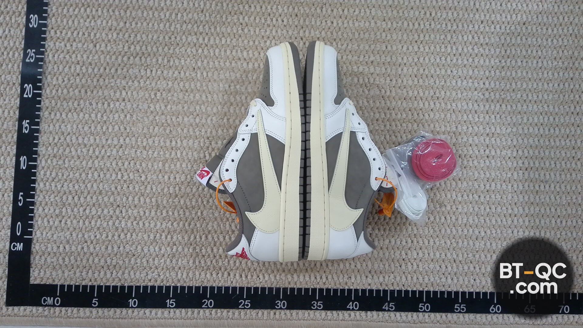 Nike Sneakers QC
