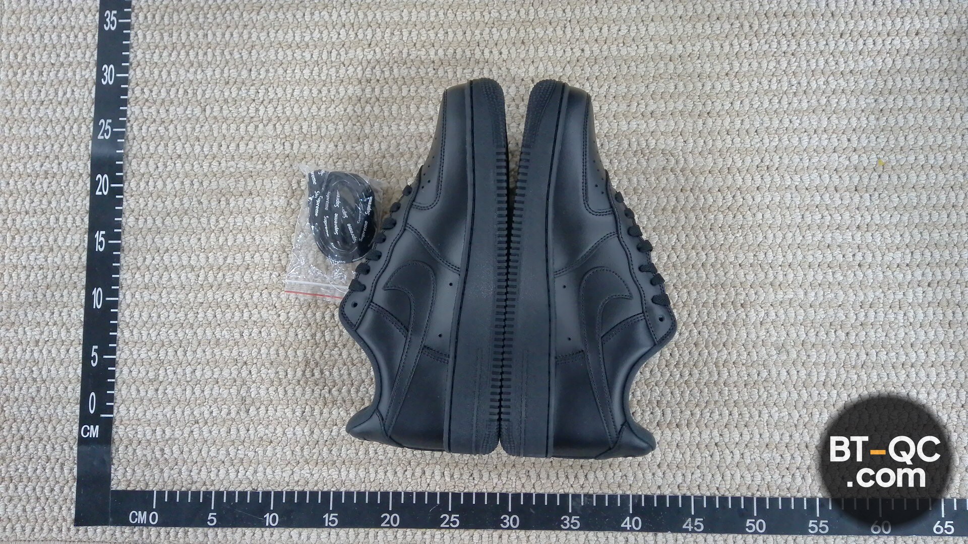 Nike Sneakers QC