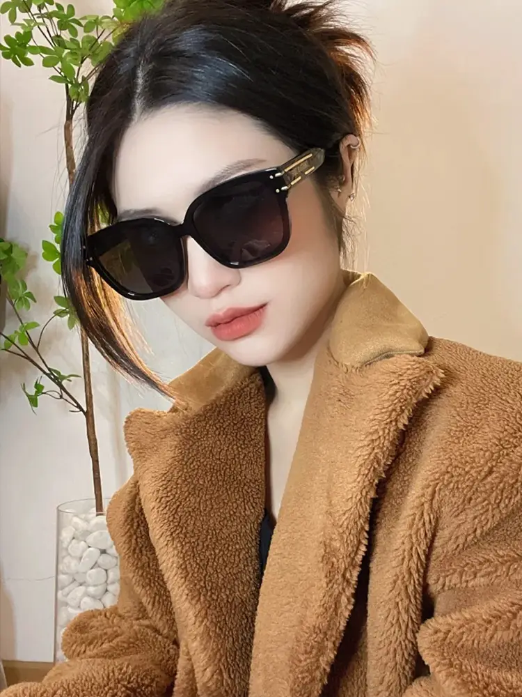 Evil Pet2025 Hot Star Same Sunglasses Male Fashion Plate Fashion Sunglasses Female Fancy Sun Protection