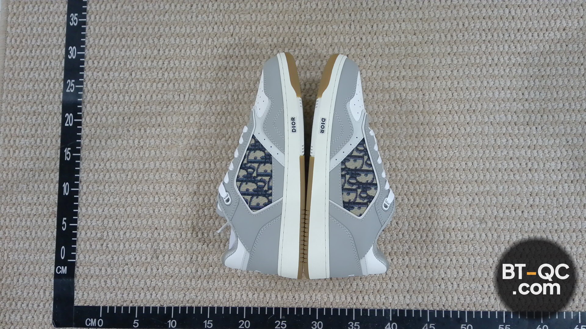 Dior B27 Mid-Top Calf Oblique J Sneakers Gray White QC