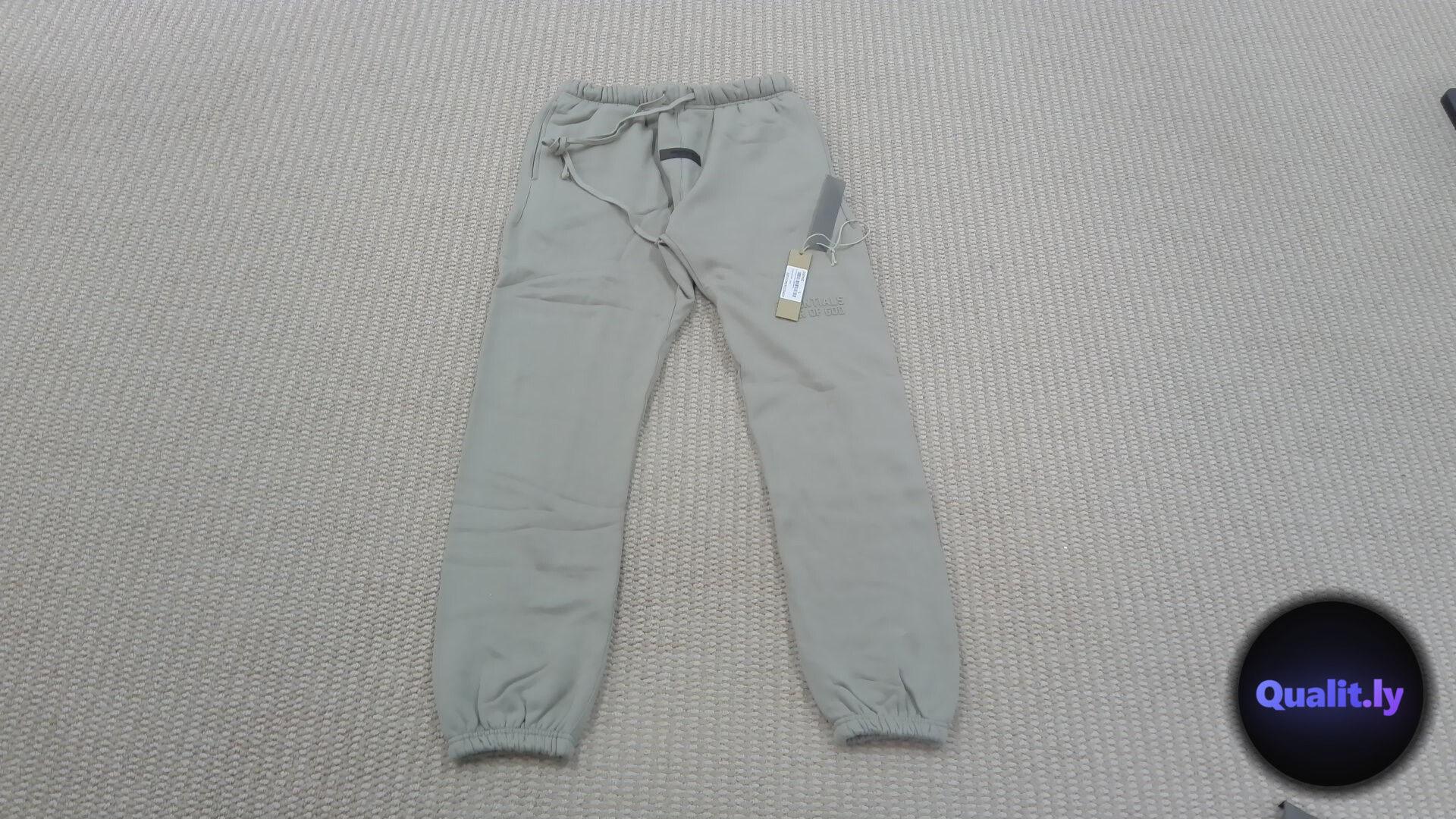 Essentials Pants QC
