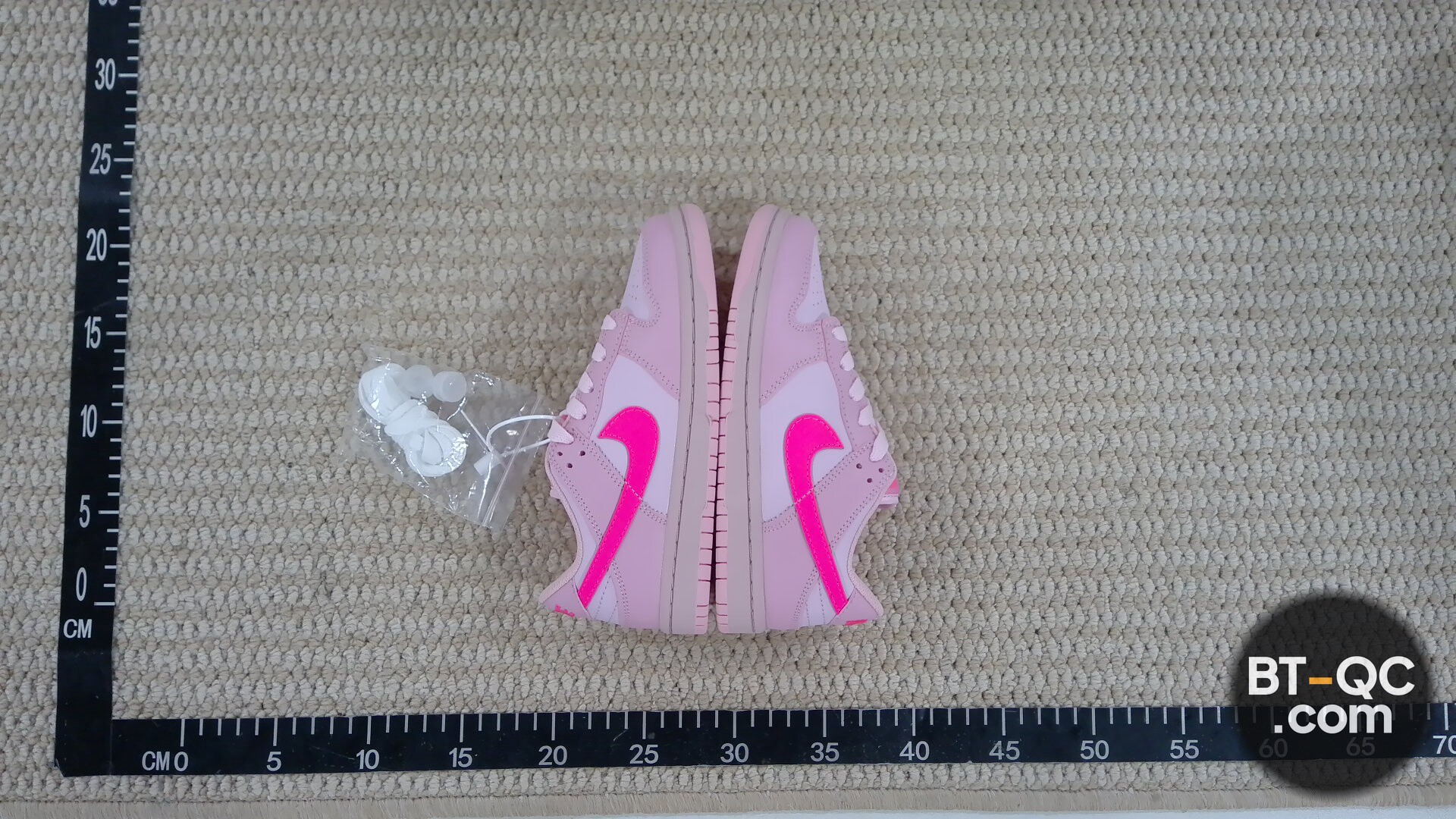 Nike Sneakers QC