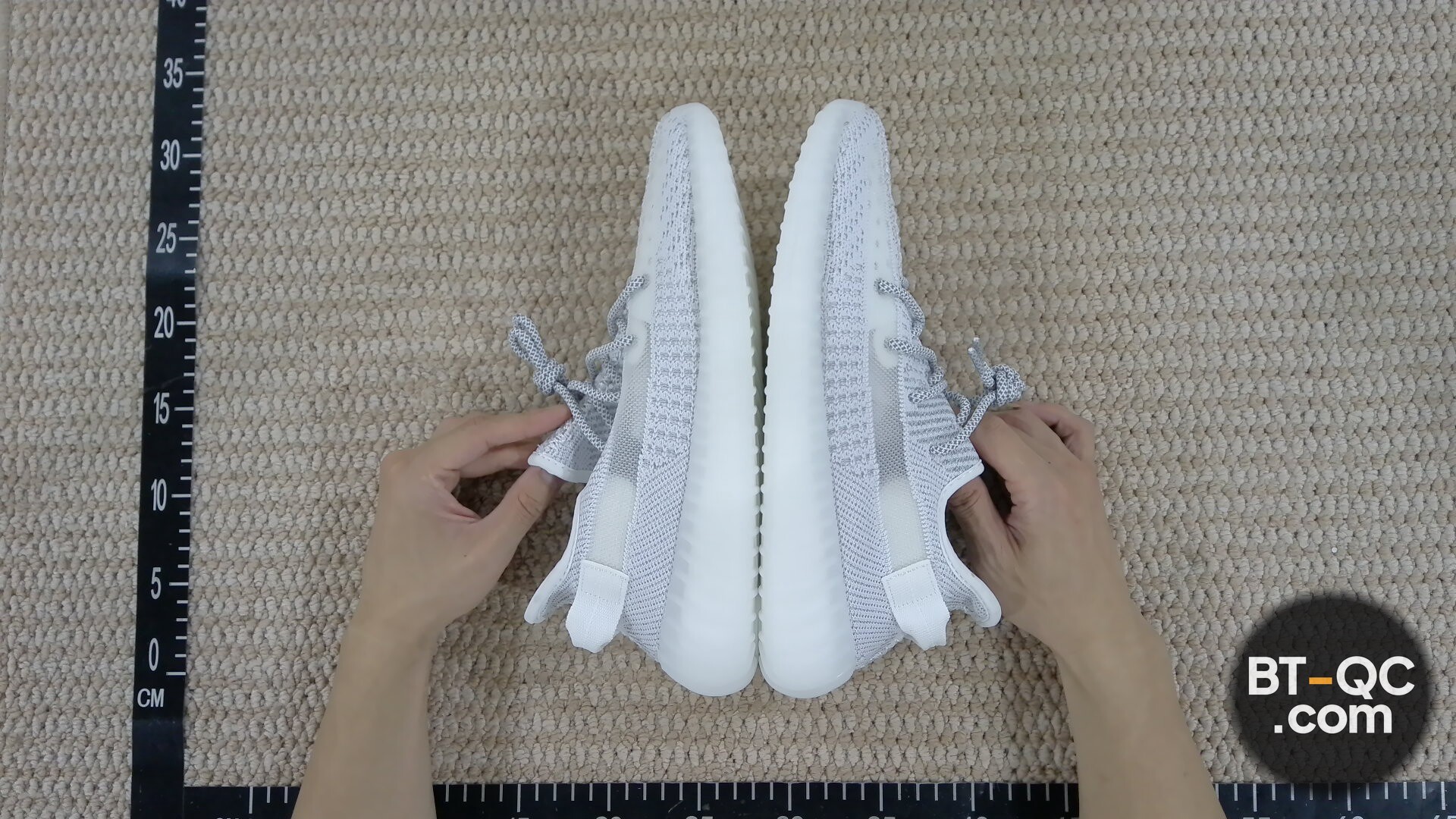 Yeezy Sneakers QC