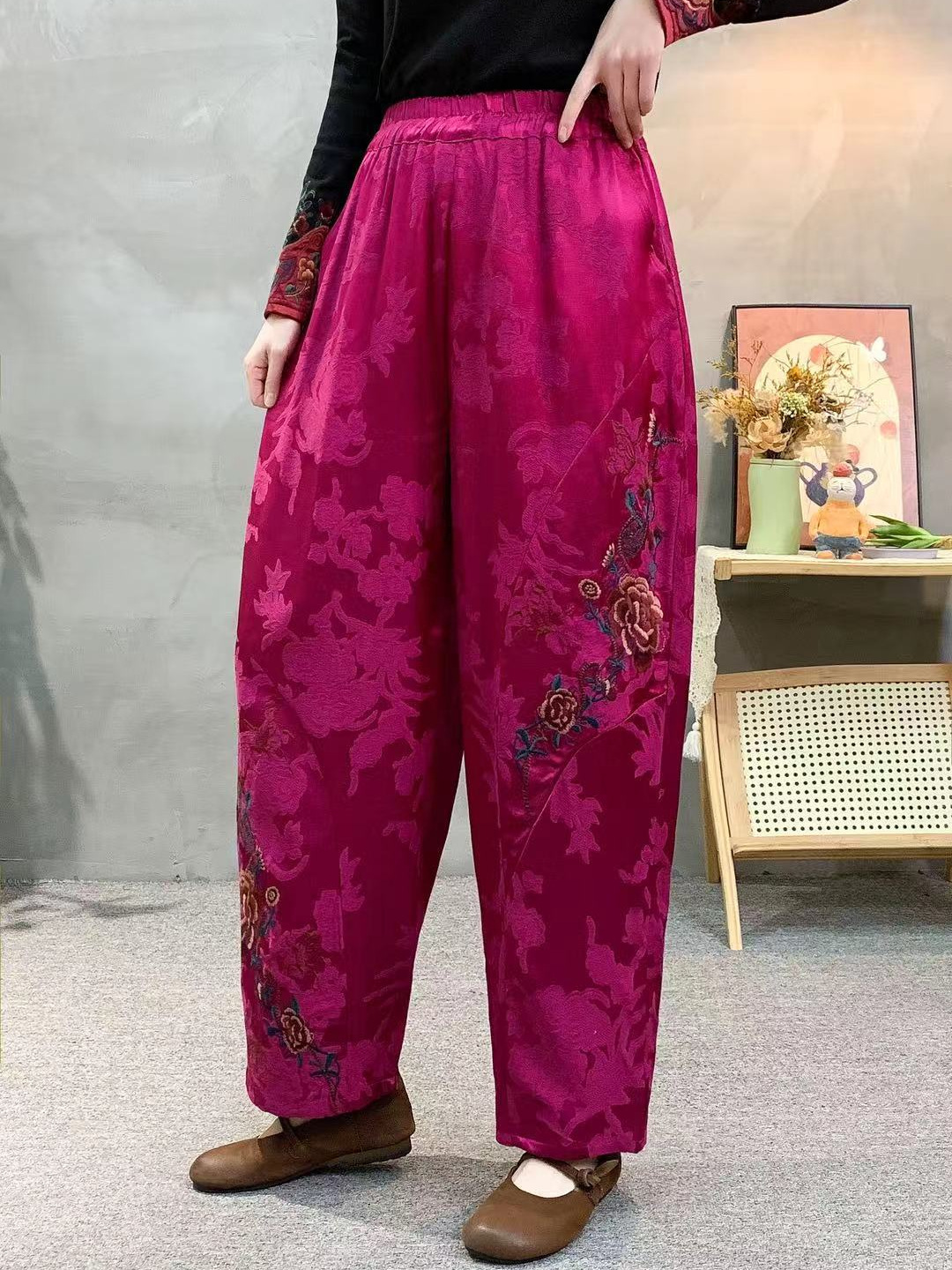 2026 Spring Women's Casual Pants Satin Embroidered Retro Ethnic Style Carrot Pants Loose New Chinese Style Casual Pants