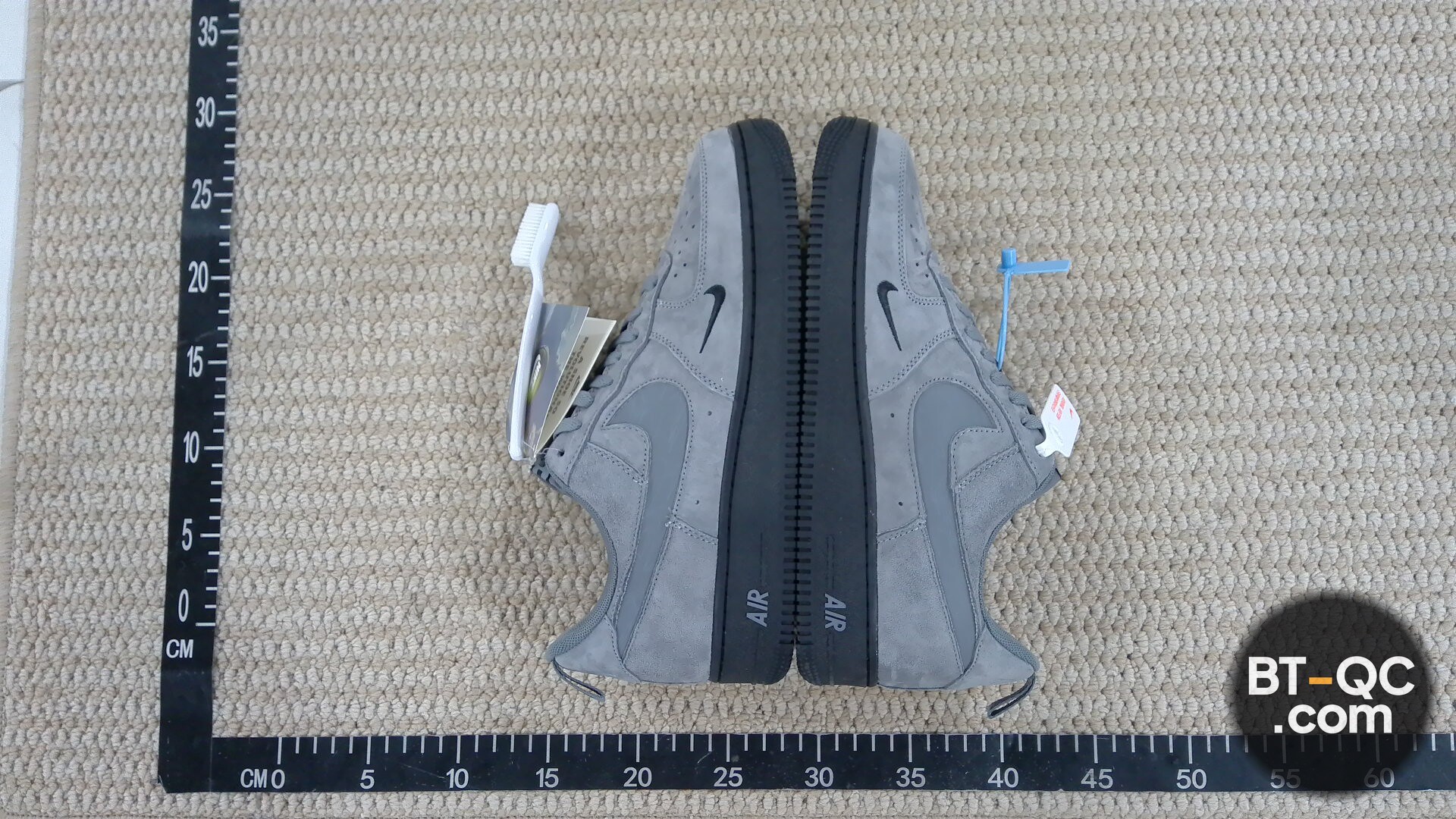 Nike Sneakers QC