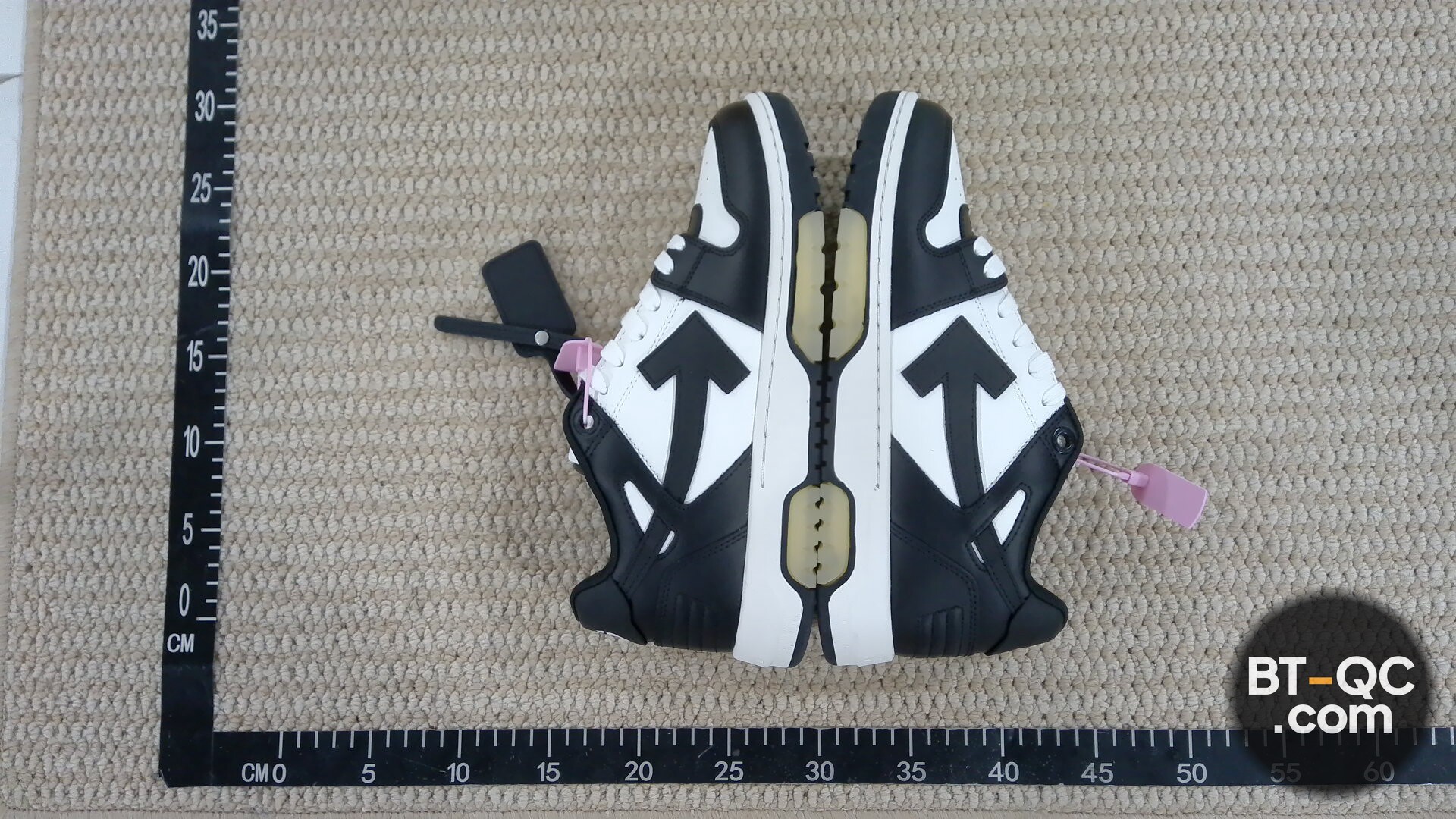 Off-White Sneakers QC