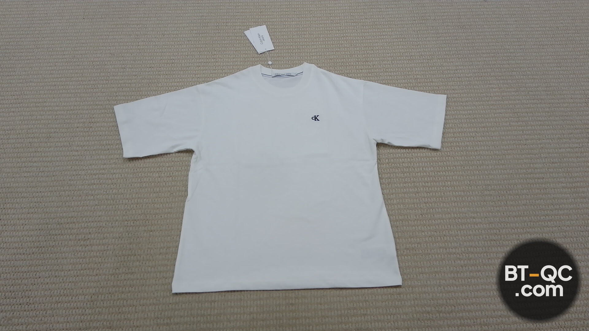Calvin Klein Jeans White T-Shirt QC