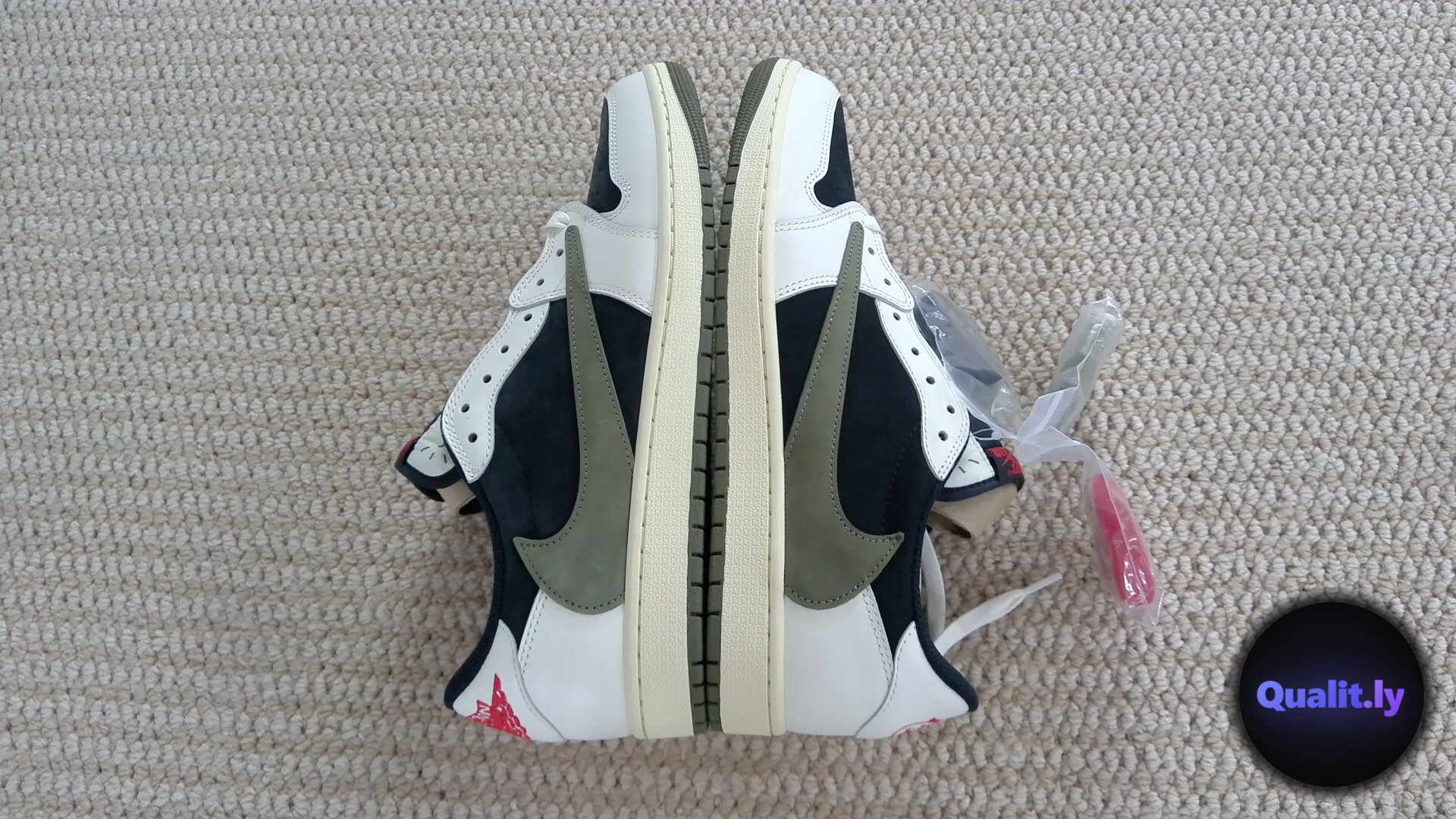 Nike Air Jordan 1 Retro High OG TS SP Travis Scott QC