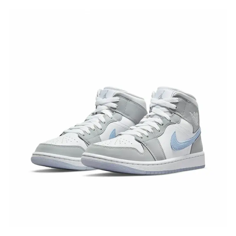 Nike Air Jordan 1 Aj1 Women's Retro Trendy Athleisure Sneakers Bq6472-105