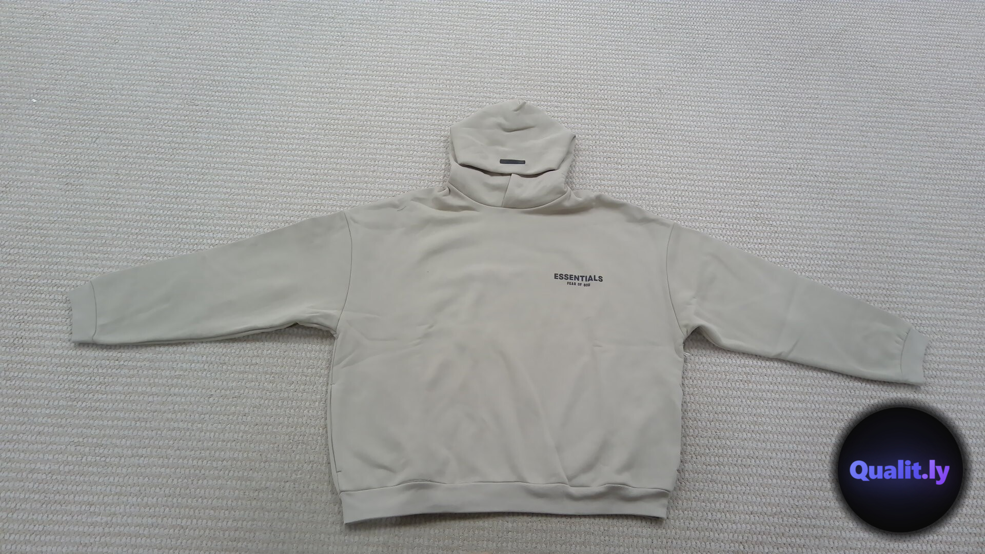 Essentials Hoodies QC