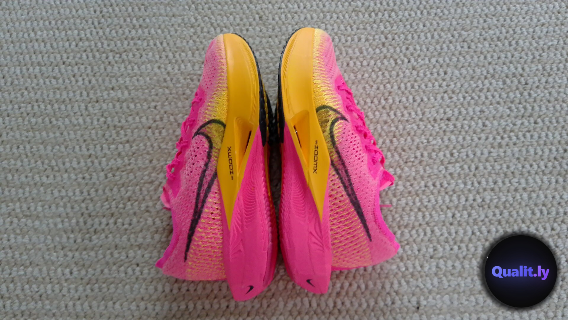 Nike Sneakers QC