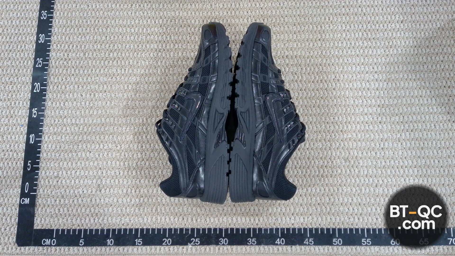 Nike Sneakers QC