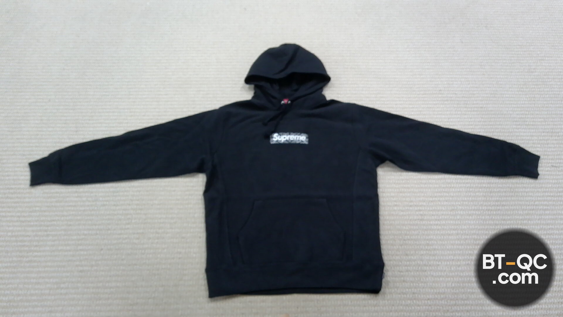 Supreme Hoodies QC