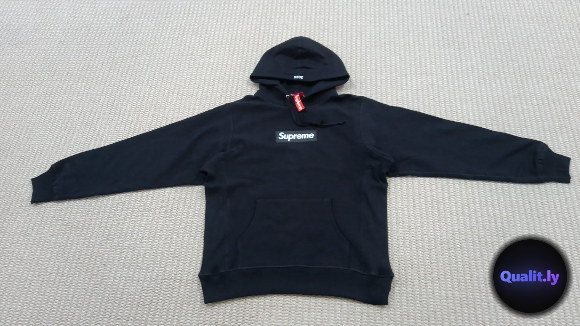 Supreme Hoodies QC