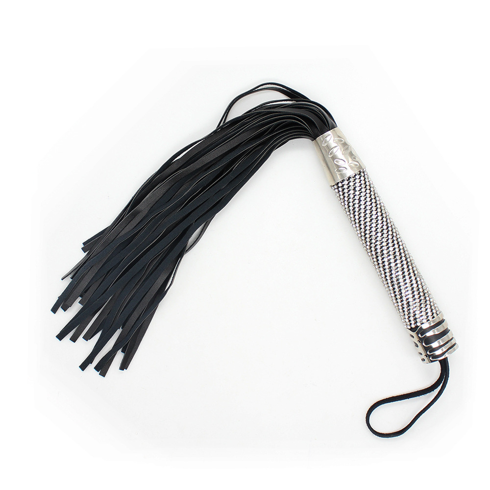 Factory direct adult sex toys alternative toys flirting butt handle inlaid rhinestone leather loose whip