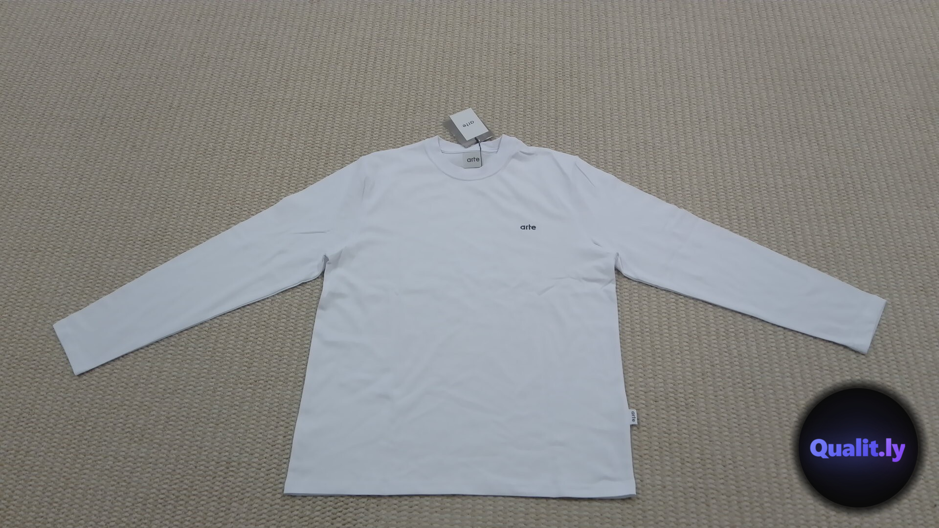 Madman White a Style Painted Personalized Custom Long Sleeves QC